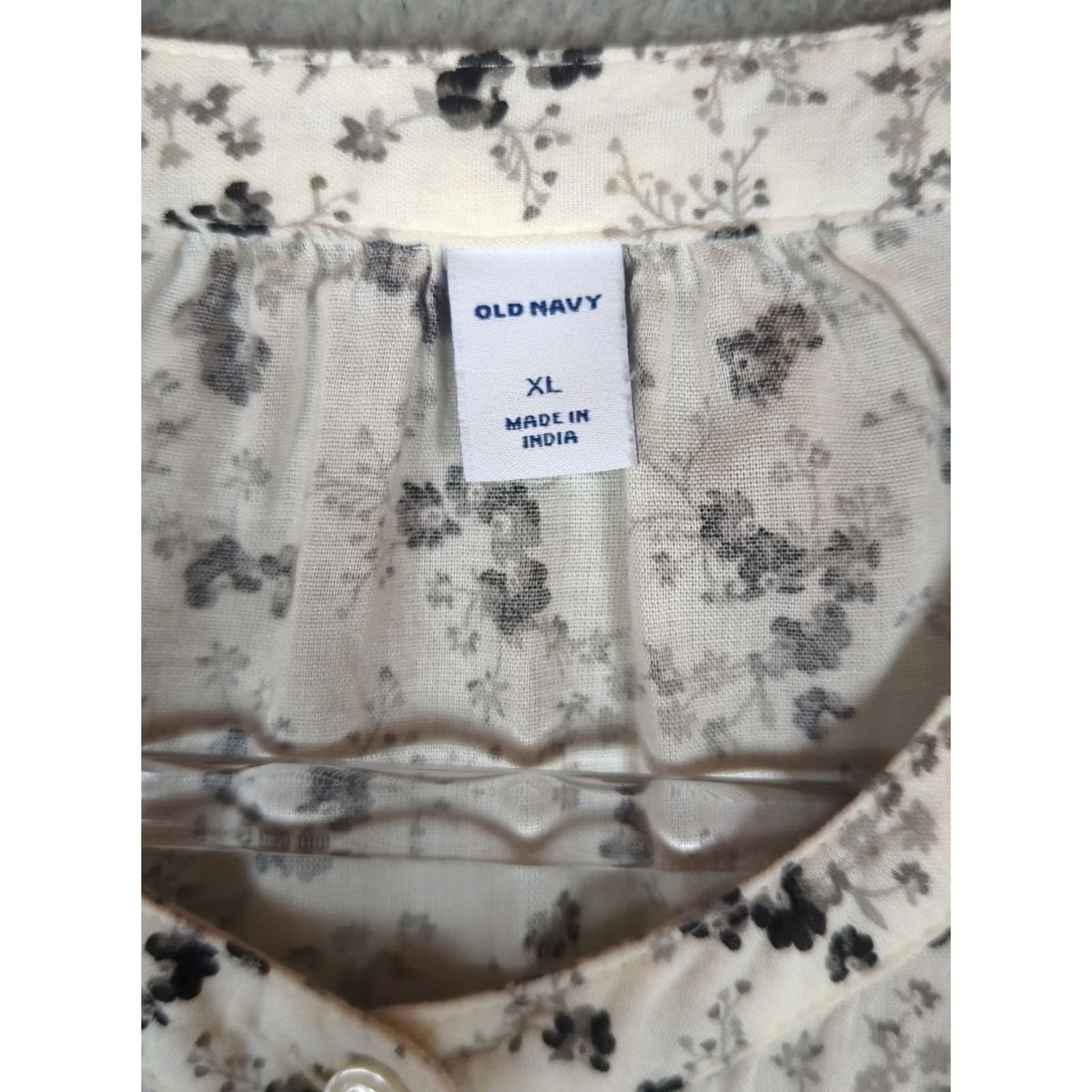 Old Navy Old Navy Womens Blouse XL Cottage Floral Flowy Long Sleeve Peasant Boho Fall White Black Gray Size XL / US 12-14 / IT 48-50 - 4 Thumbnail