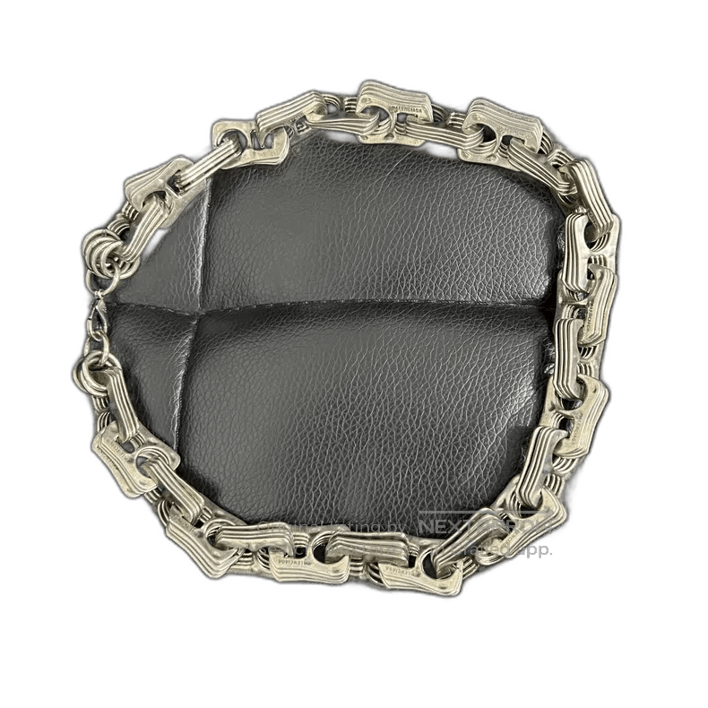 Balenciaga rare balenciaga show necklace in excellent condition. Size ONE SIZE - 1 Thumbnail