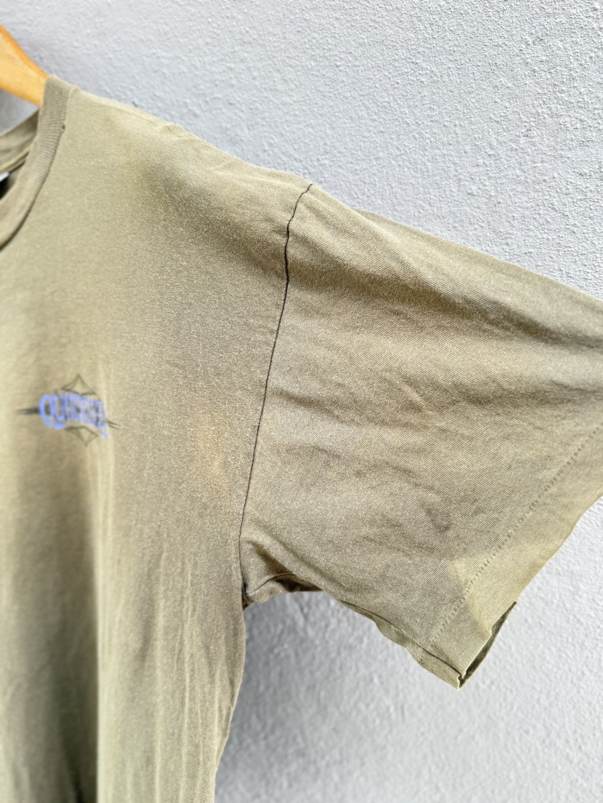 West Coast Choppers Thrashed Vintage 90s Quiksilver Surf Rare Logo Sun Faded Tee Size US XL / EU 56 / 4 - 12 Thumbnail