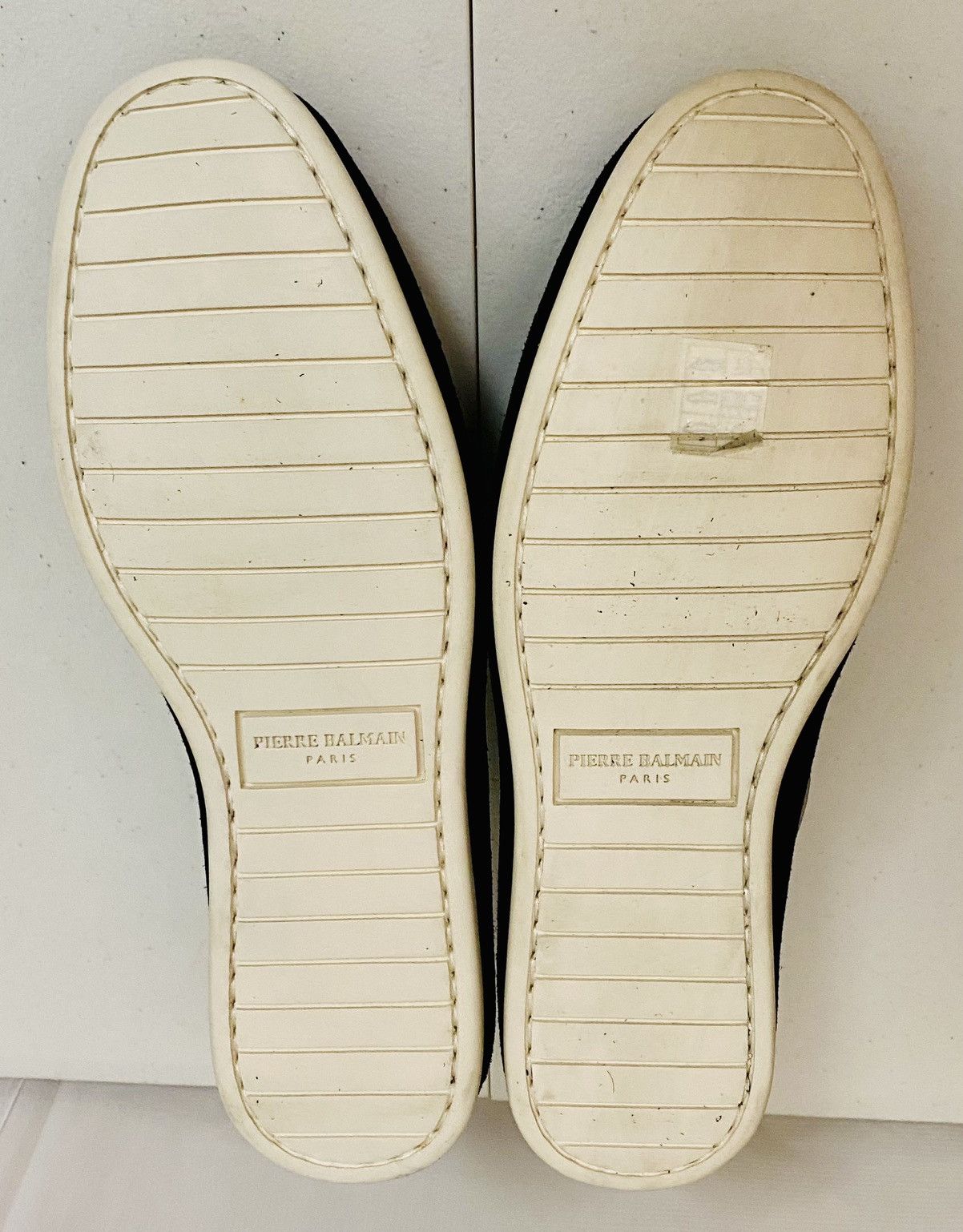 Pierre Balmain Balmain Black Suede Medal Dual Stud Contrast Boatshoe 40 New Size US 9 / IT 39 - 12 Thumbnail