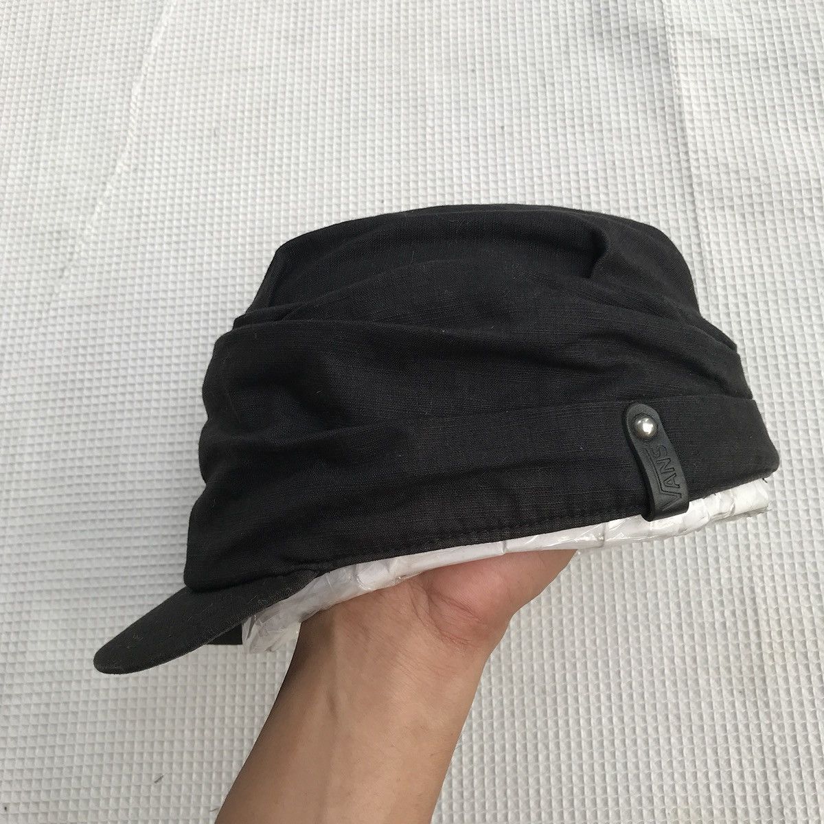 Beauty Beast UNIQUE beanie newsboy visor cap by vans Size ONE SIZE - 4 Thumbnail