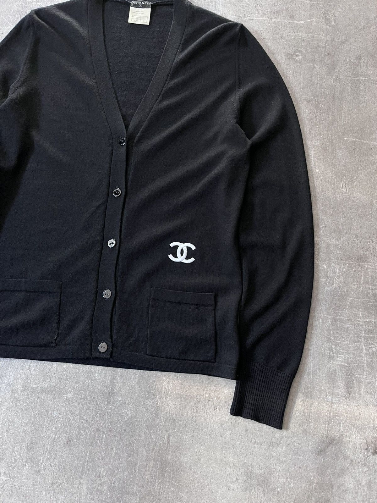 Chanel Chanel 2010 Printemps cardigan wool black Size US S / EU 44-46 / 1 - 2 Thumbnail