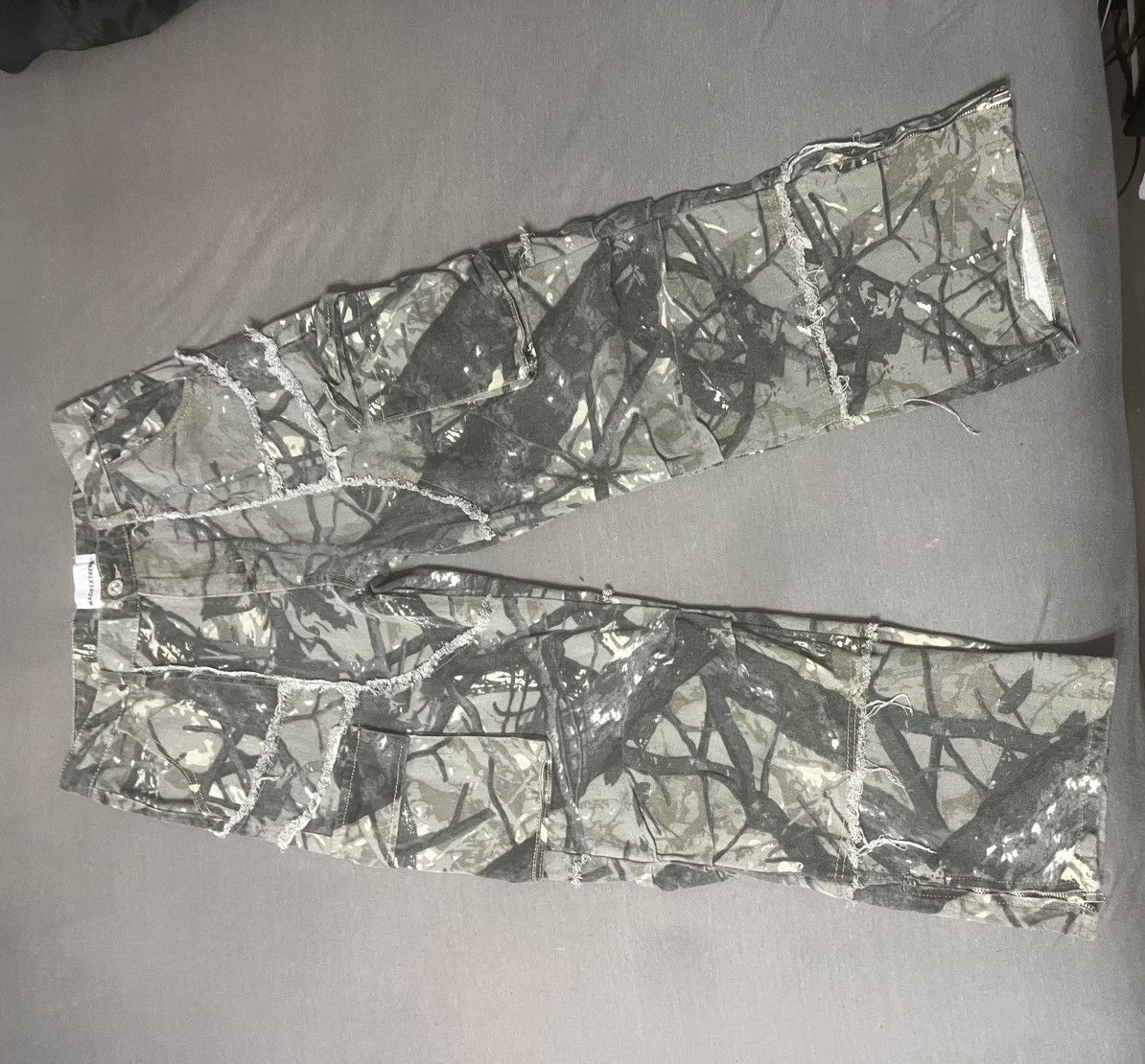 Other MADEEXTREME flared camo pants Size US 32 / EU 48 - 2 Thumbnail