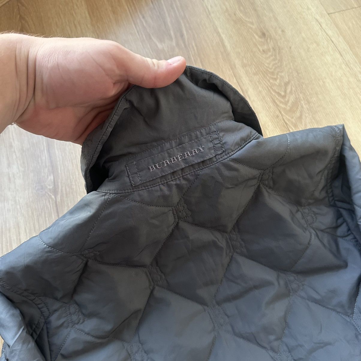 Burberry Vintage Burberry Quilted Diamond Monogram Grey Jacket Size L / US 10 / IT 46 - 13 Thumbnail