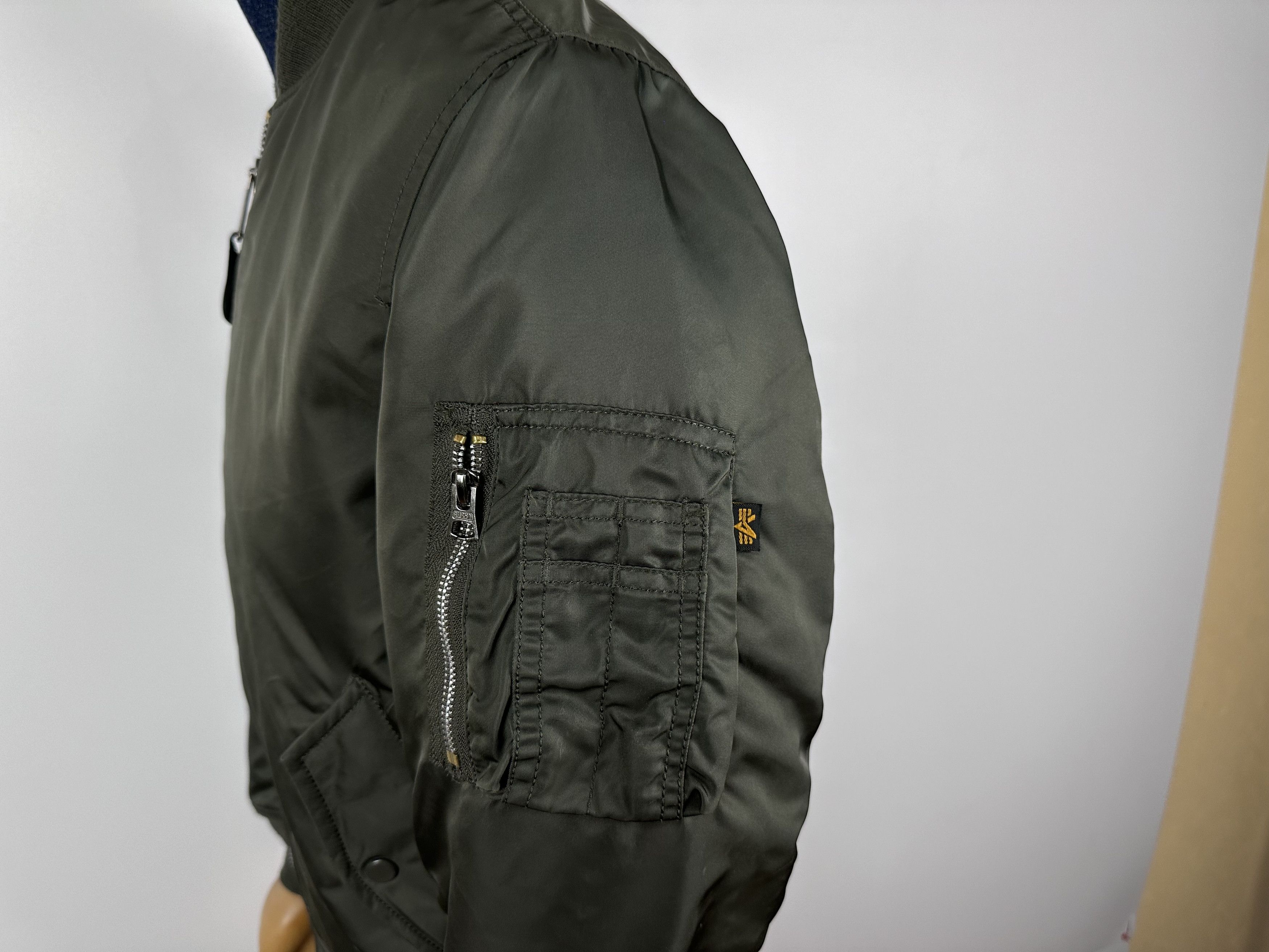Alpha Industries × Grailed Alpha Industries Reversible Bomber Jacket Green MA-1 Flight Size US S / EU 44-46 / 1 - 6 Thumbnail
