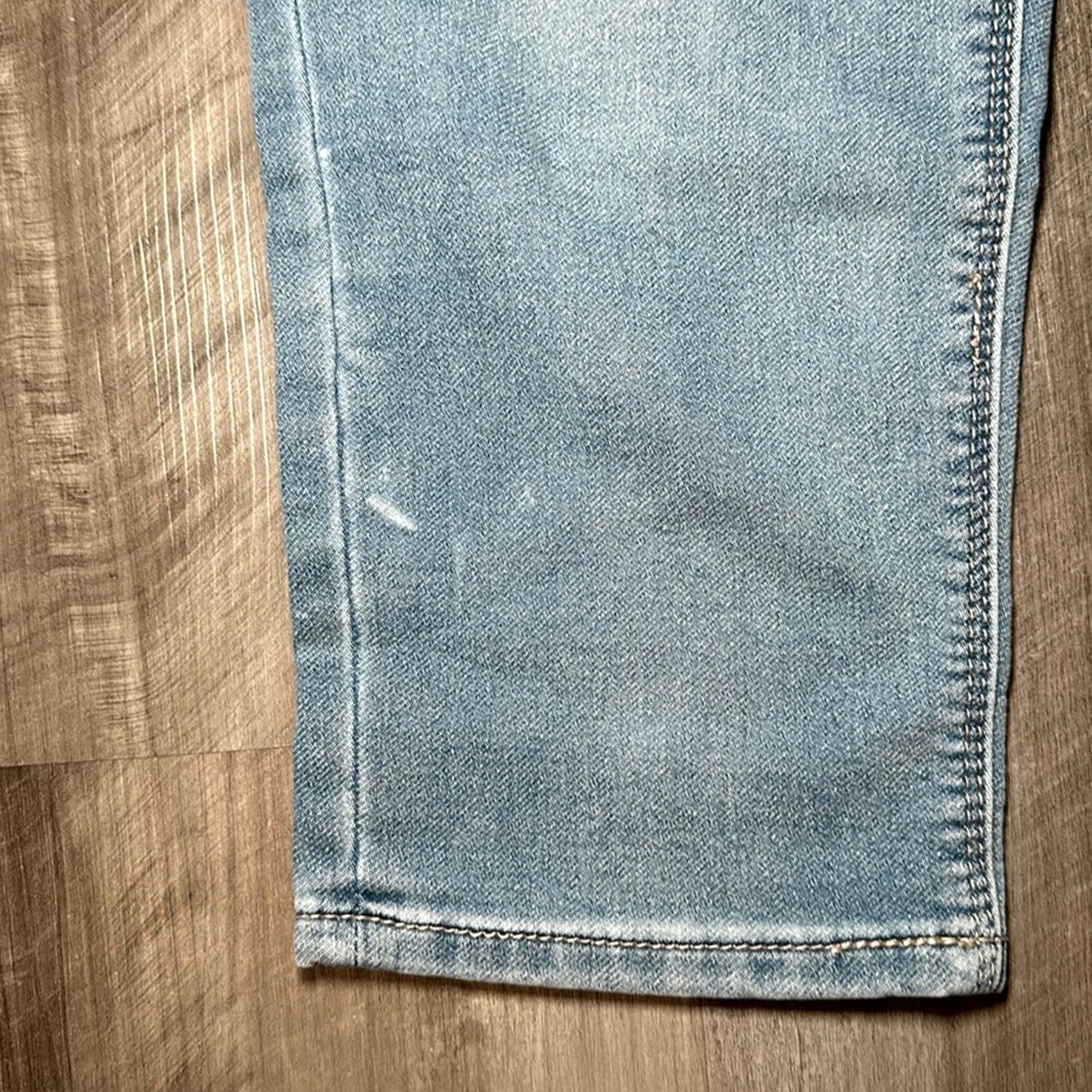 Vintage Seven7 Girlfriend Cropped Jeans Women 6 Blue Cropped Regular 6 Jeans 30 Inseam 22" 31" 7.5" 6.5" 13" MS10565 Size 28" / US 6 / IT 42 - 5 Thumbnail