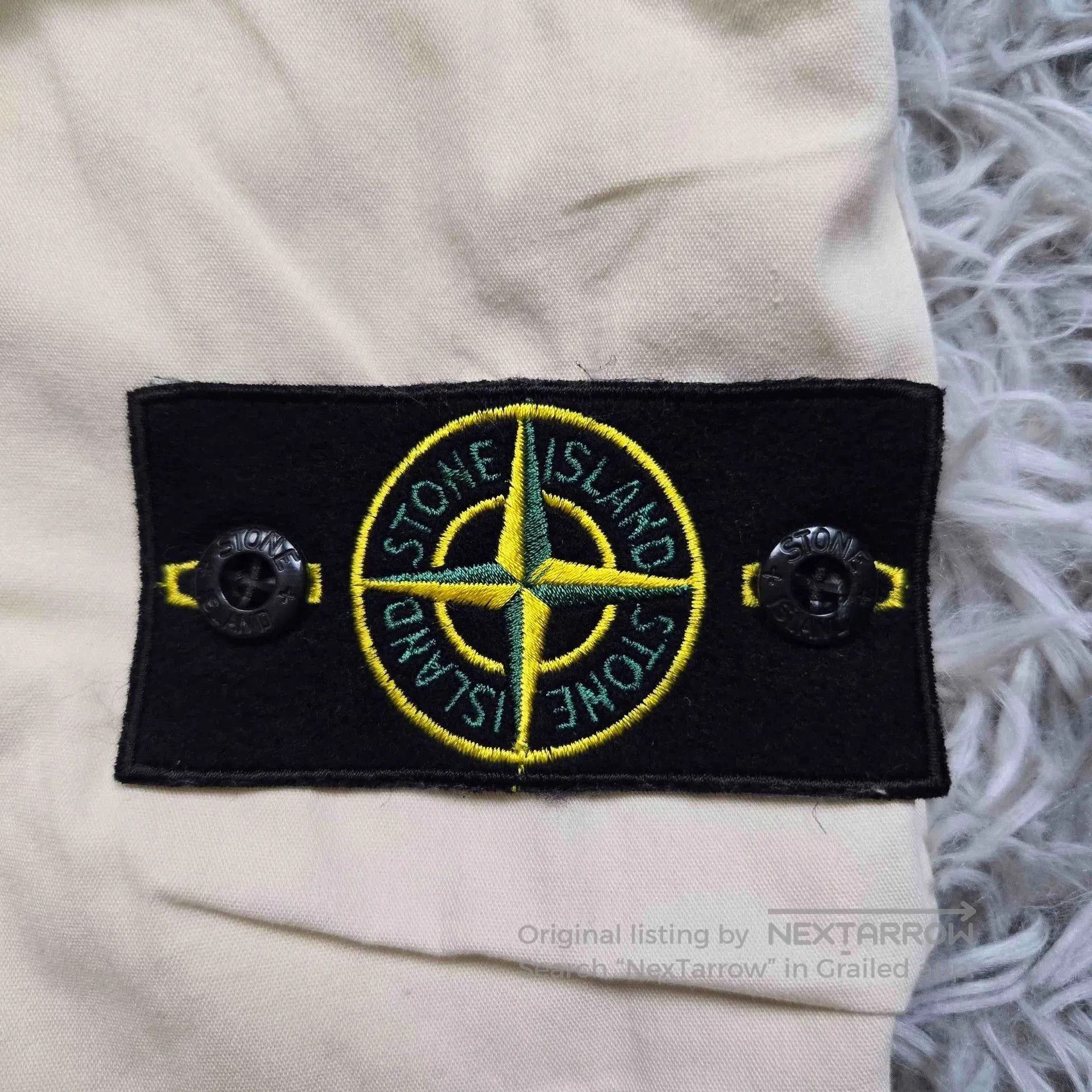 Stone Island stone island cargo bermuda shorts in light beige. Size US 32 / EU 48 - 3 Thumbnail