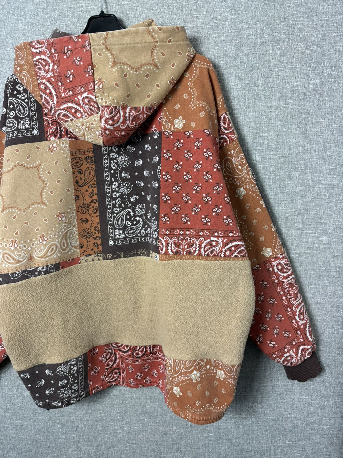 Karl Kani Karl Kani Patchwork Bandana Hoodie Center Logo Fleece Detail Size US M / EU 48-50 / 2 - 18 Thumbnail