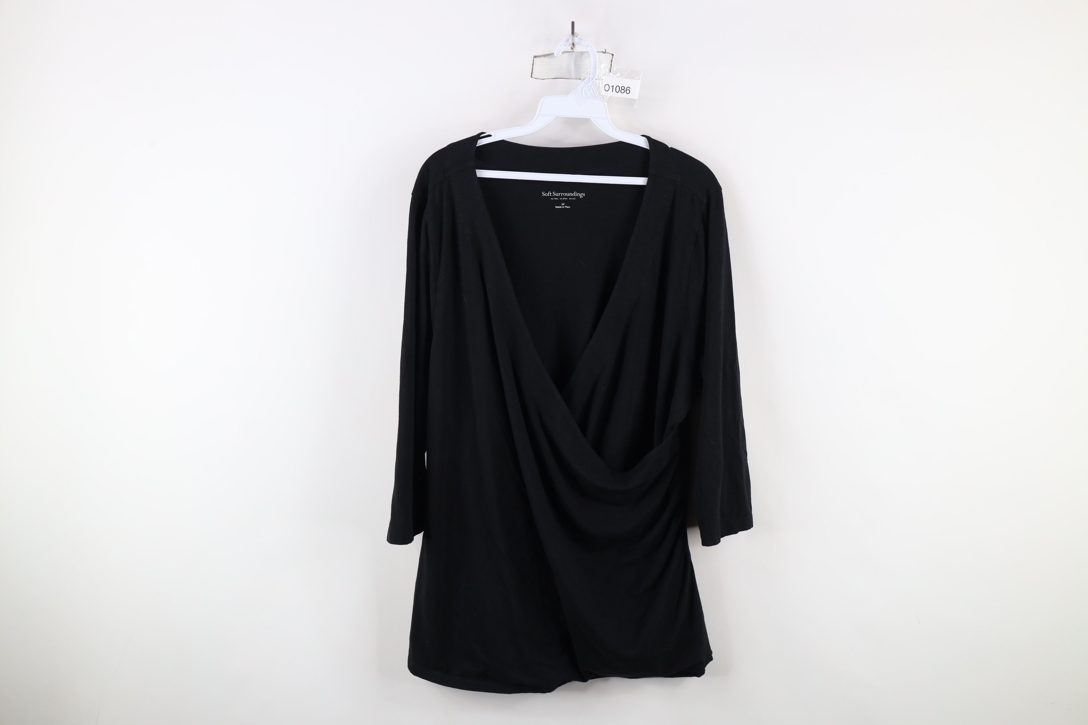 Vintage Soft Surroundings Blank Stretch Cross Wrap Blouse Top Black Size 3XL / US 20-22 - 1 Thumbnail