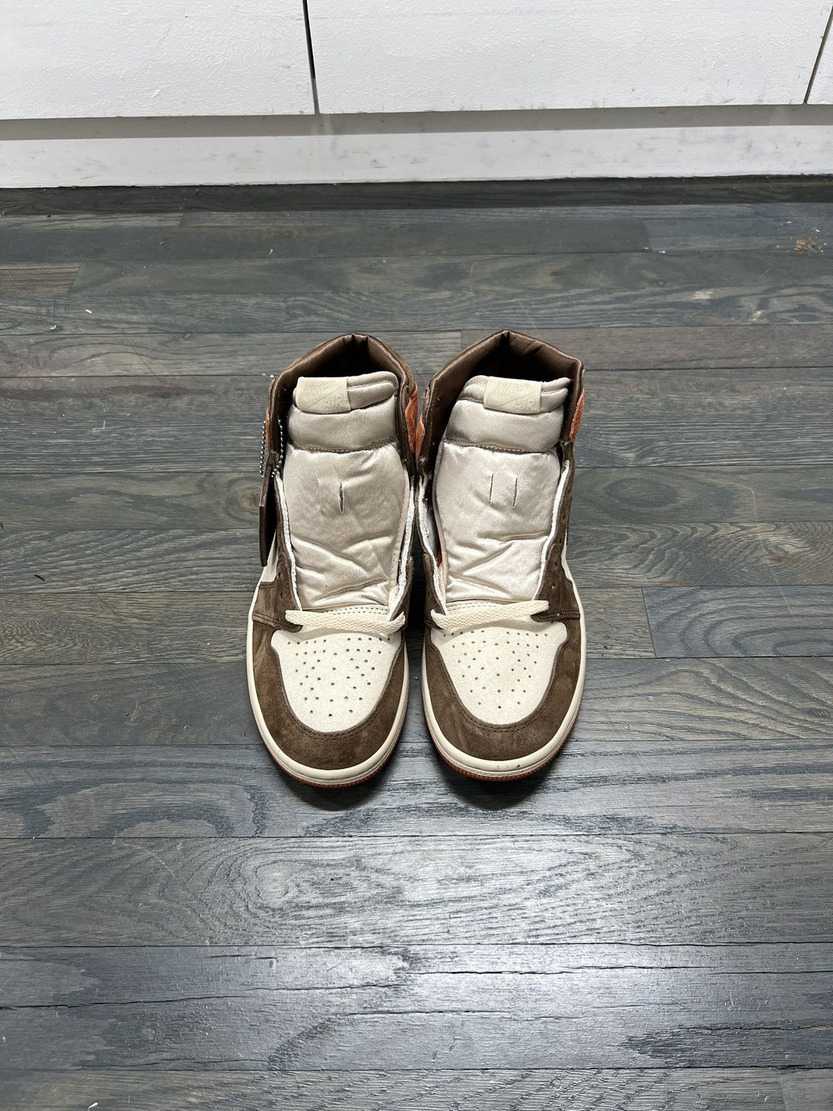 Jordan Brand WMNS JORDAN 1 RETRO HIGH OG 'DUSTED CLAY' Size US 9.5 / IT 39.5 - 2 Thumbnail