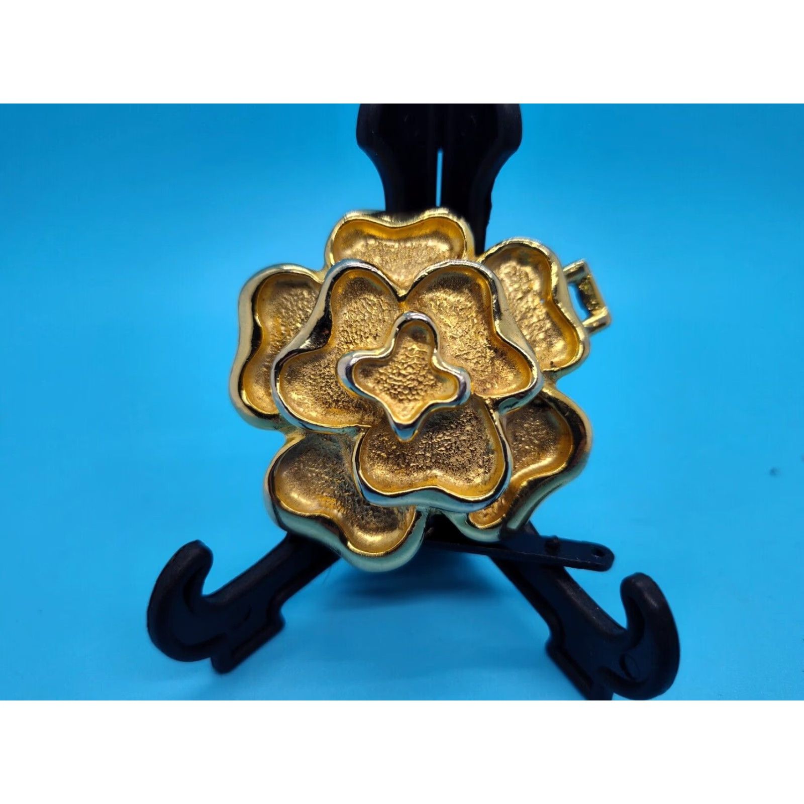 Vintage VINTAGE Mimi Di N 1986 Flower Gold Tone Belt Buckle Women’s Metallic 2" Diameter Size ONE SIZE - 2 Thumbnail