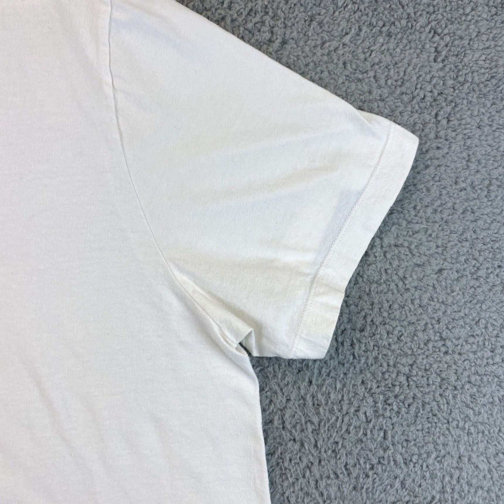 Nike VINTAGE Men’s Nike Tee Shirt XL White Swoosh Logo Athletics 80s 90s Sports Band Tee Mens Size US XL / EU 56 / 4 - 3 Thumbnail