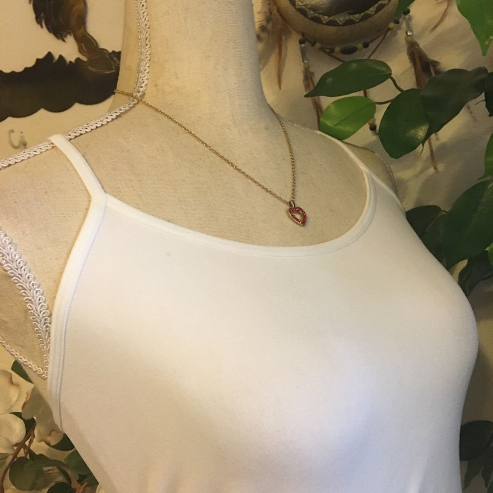 Vintage Vintage red stone heart pendant on gold chain Size ONE SIZE - 2 Thumbnail