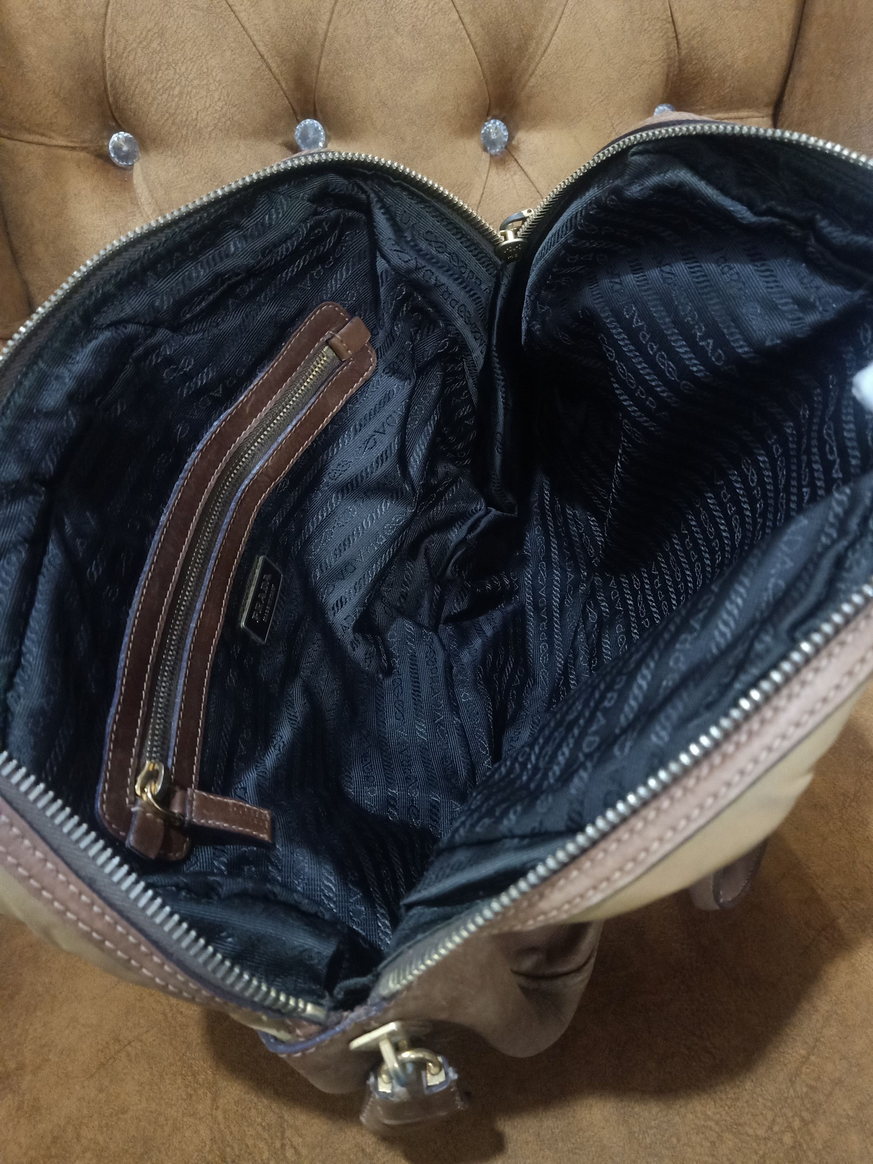 Prada Authentic Prada Shoulder Bag Size ONE SIZE - 7 Thumbnail