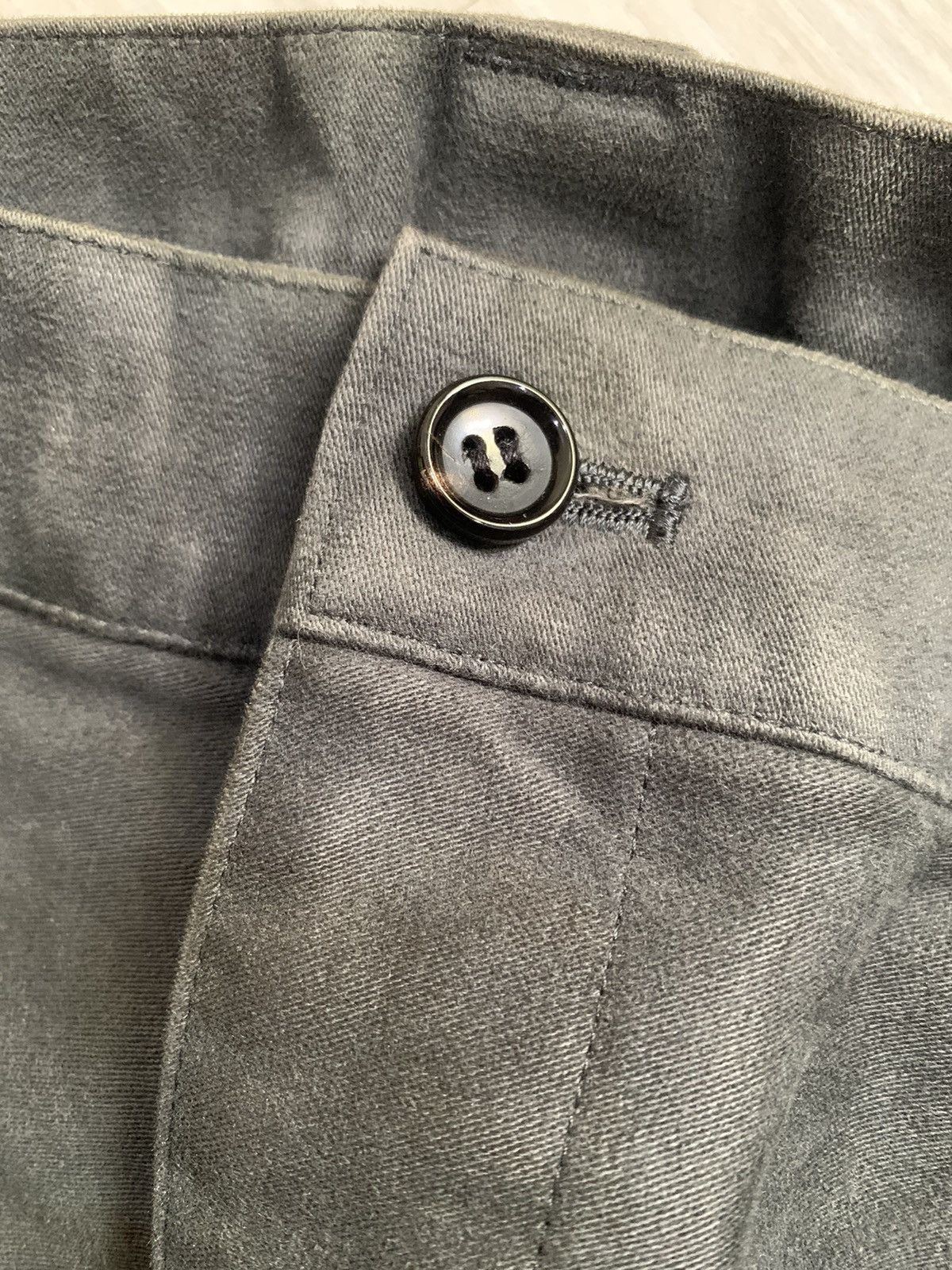Comme des Garcons × Japanese Brand × Vintage AD 2002 Comme Des Garcons Homme Trousers Size US 33 - 10 Thumbnail