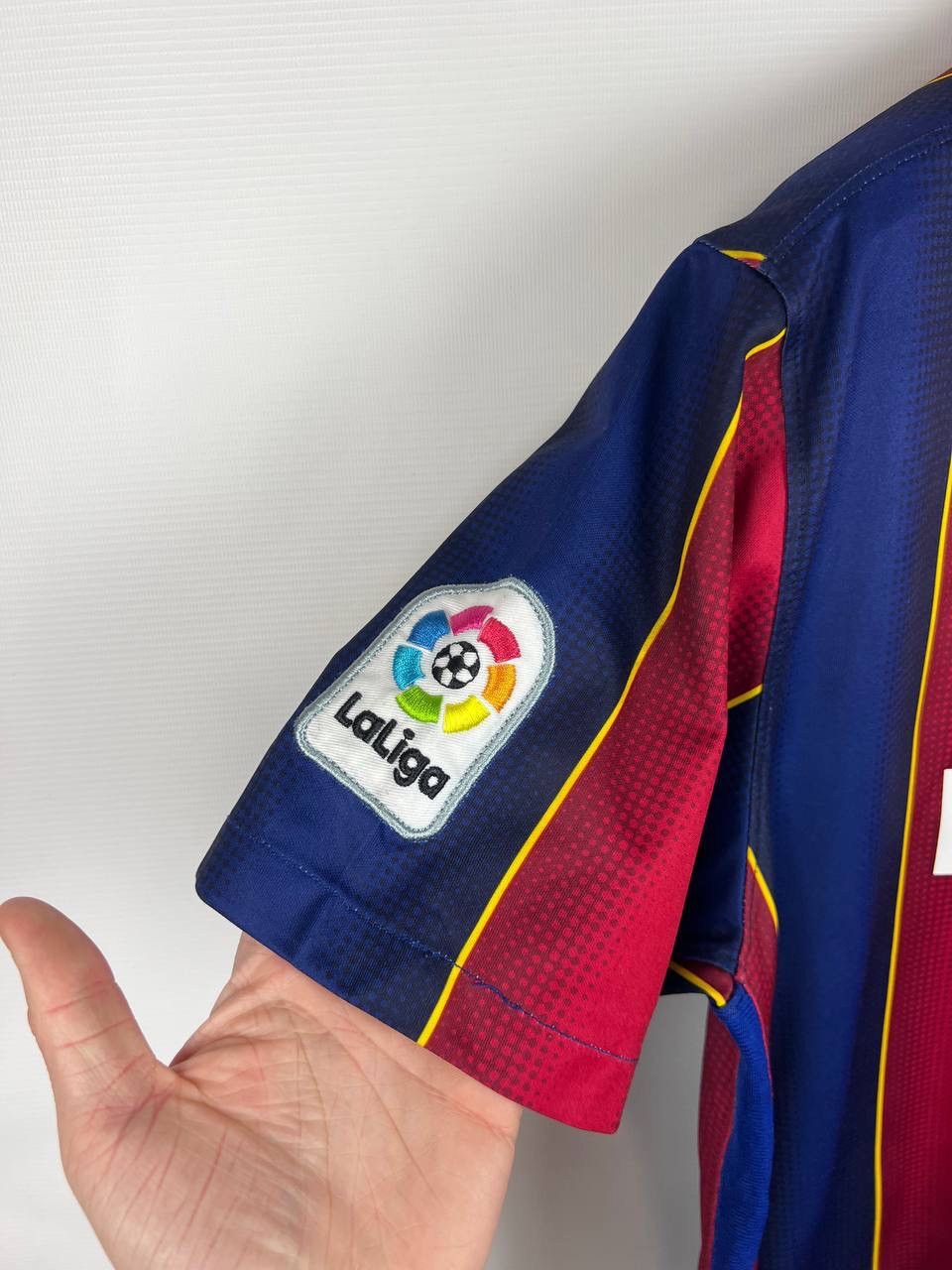 Nike Barcelona Nike 20210/21 jersey t-shirts size L Size US L / EU 52-54 / 3 - 6 Thumbnail