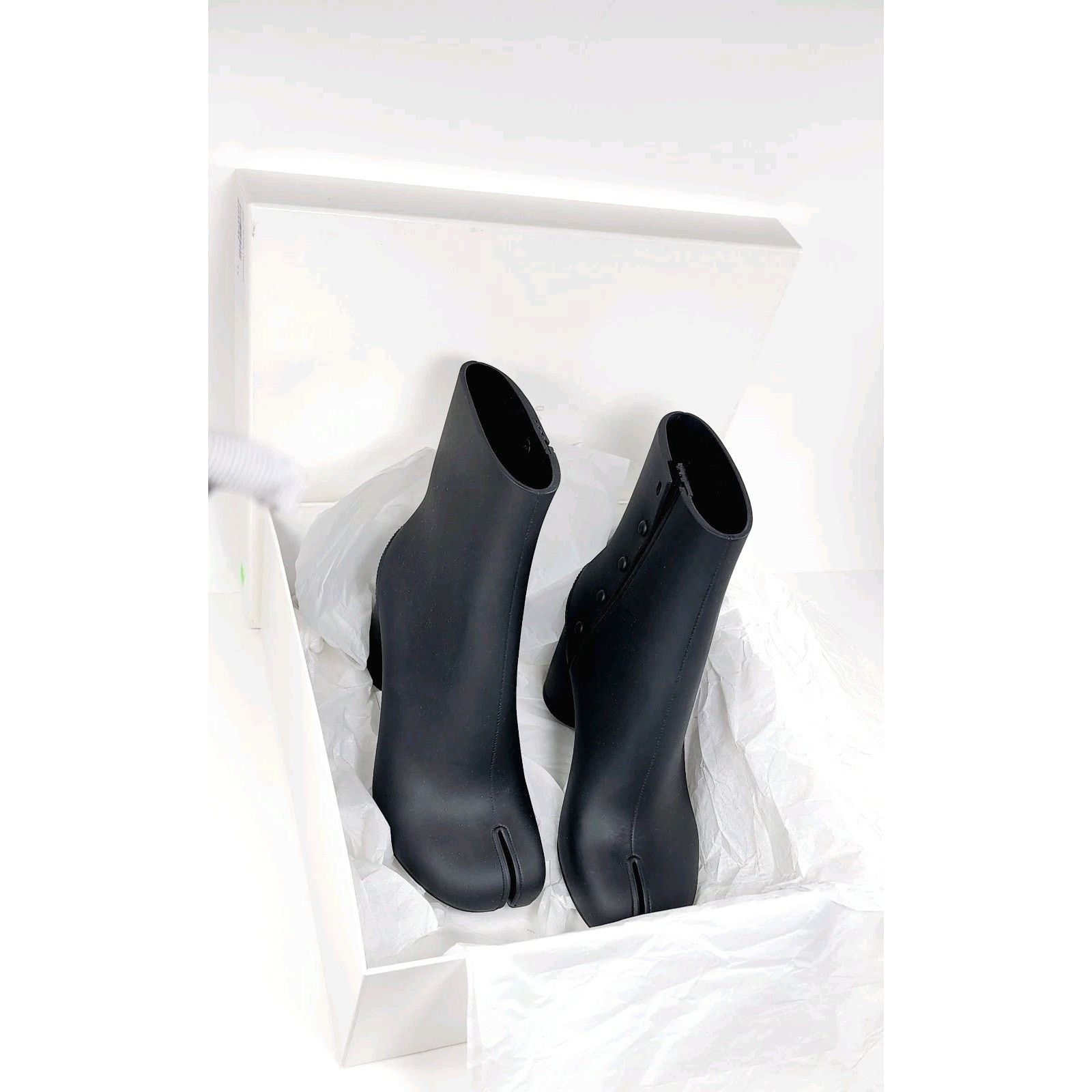 Maison Margiela $820 MAISON MARGIELA Rubber Ankle Boots US7 UK4 EU37 TabiToe Size US 7 / IT 37 - 1 Thumbnail