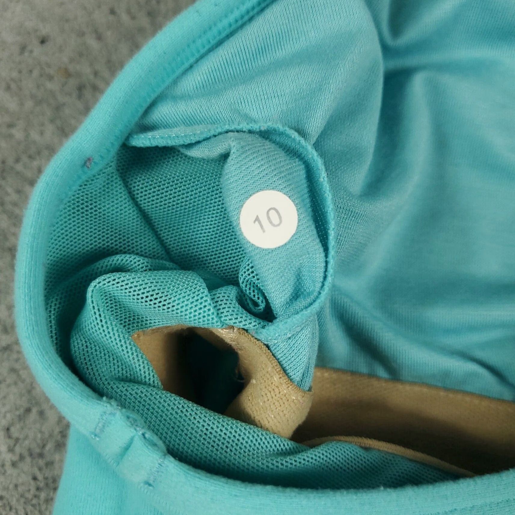 Lululemon Lululemon Tank Top Womens 10 Turquoise Striped Sleeveless Pullover Round Neck Activewear Casual Size L / US 10 / IT 46 - 7 Thumbnail