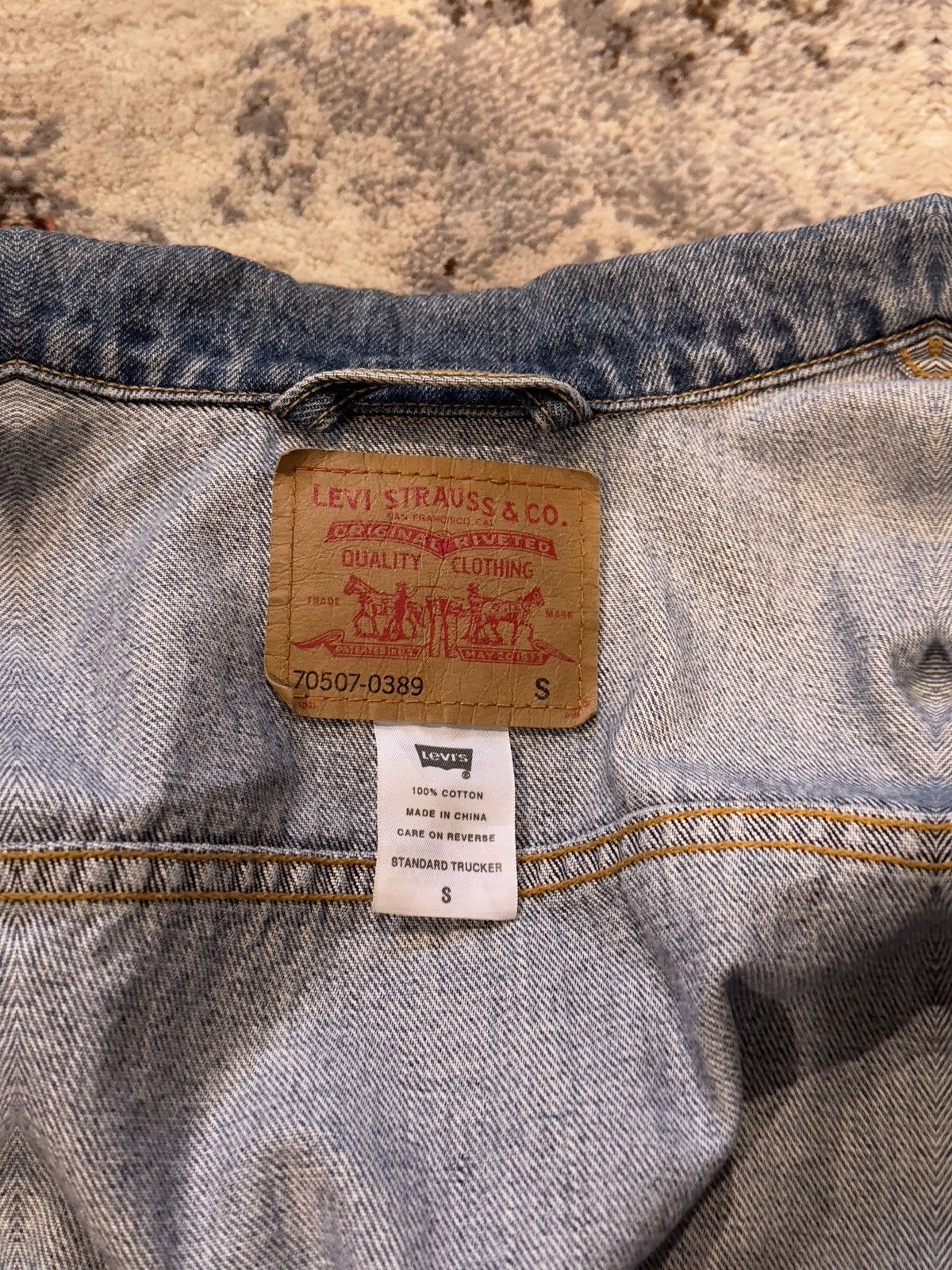 Levi's Levi’s 2000s Denim Standard Trucker Jacket Size US S / EU 44-46 / 1 - 6 Thumbnail