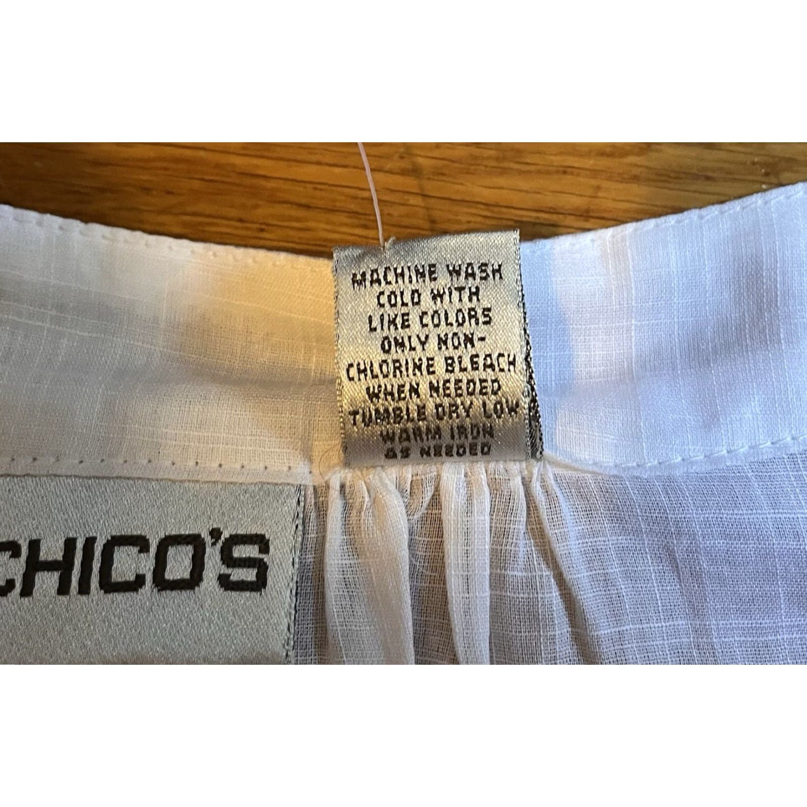 Vintage Chico’s Linen Tunic Shirt Women’s 3 White Gauze XL Embroidered Belted 3/4 Sleeve Bohemian Classic Shirt Women Size XL / US 12-14 / IT 48-50 - 6 Thumbnail