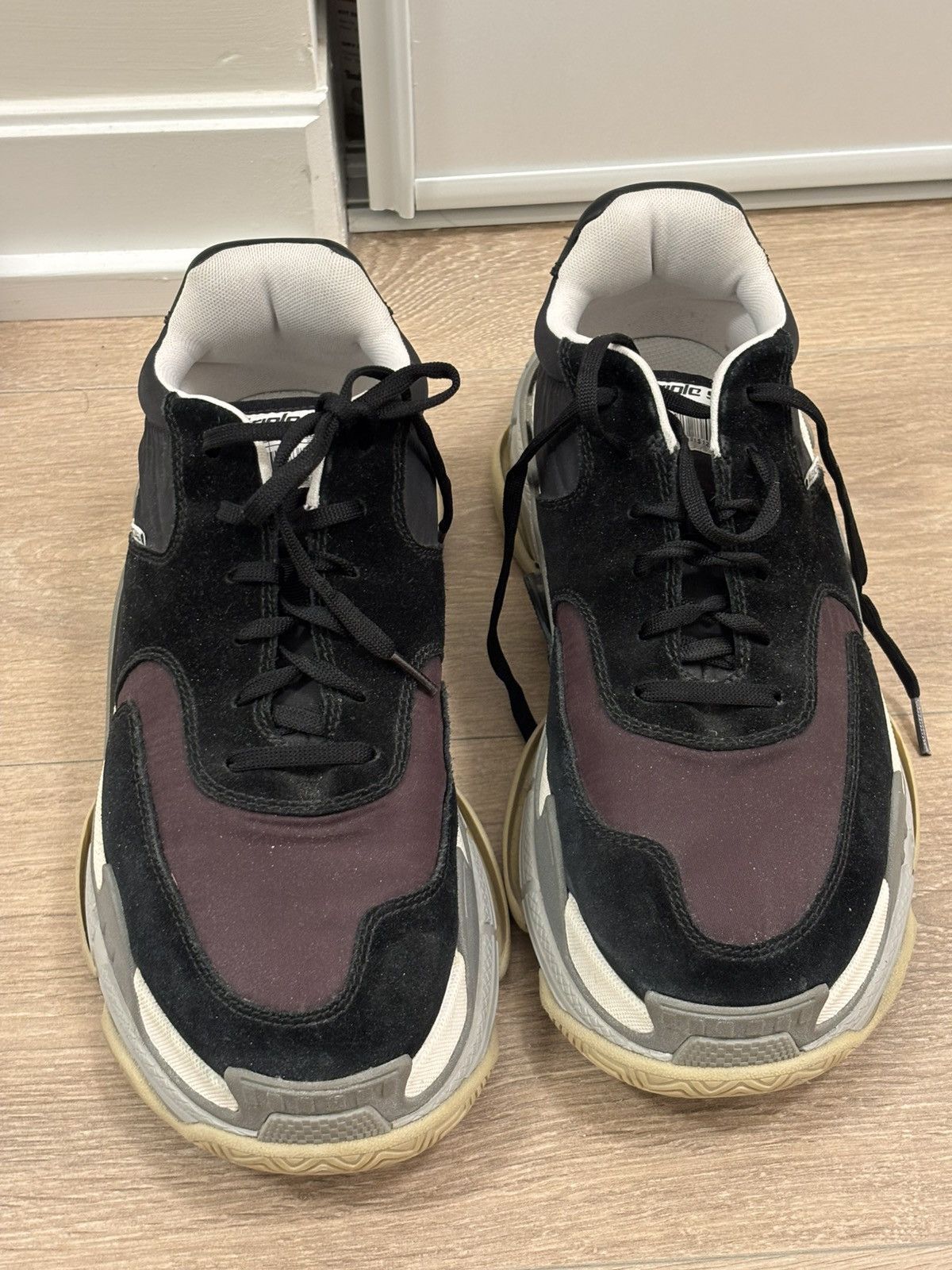 Balenciaga Balenciaga ‘Bordeaux’ Suede Triple S Size US 11 / EU 44 - 2 Thumbnail