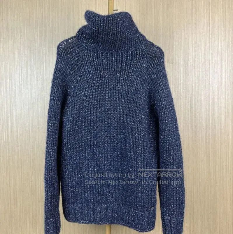Chanel Chanel Navy Cashmere Pullover Sweater . Size M / US 6-8 / IT 42-44 - 1 Thumbnail