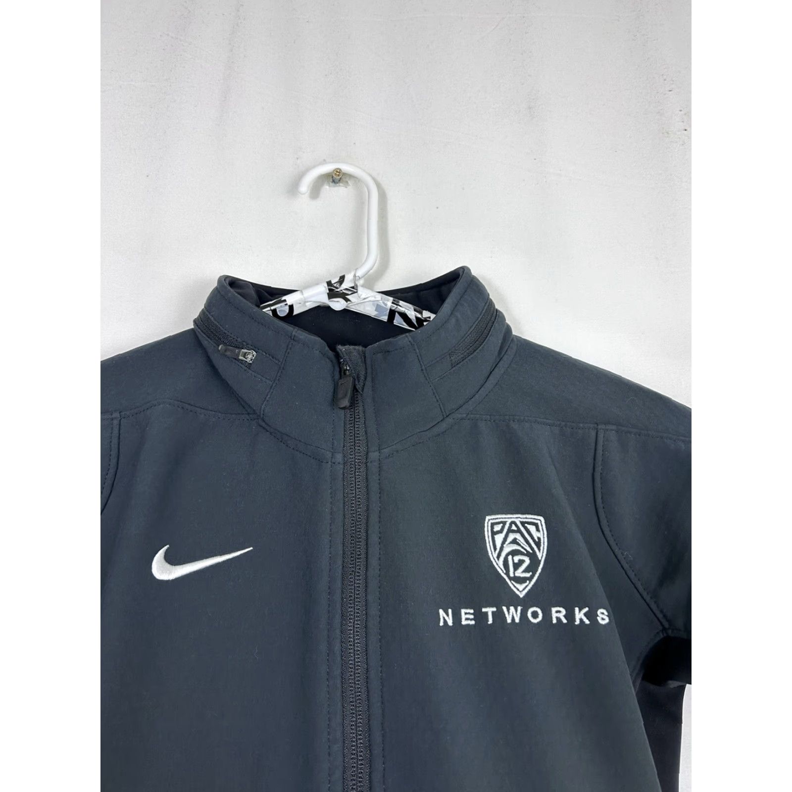 Nike VINTAGE Nike Women's XS Black Therma Fit Packable Hood Training Jacket 658059 PAC 12 Size XS / US 0-2 / IT 36-38 - 3 Thumbnail