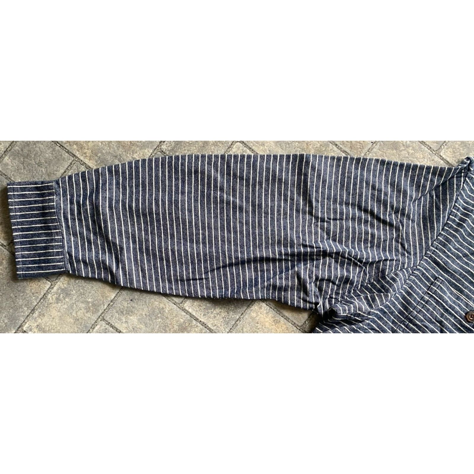 Vintage Duluth Shirt L Mens Dark Blue Flannel Button-Down Relaxed NWT Stripe Two Chest Pockets Size US L / EU 52-54 / 3 - 5 Thumbnail