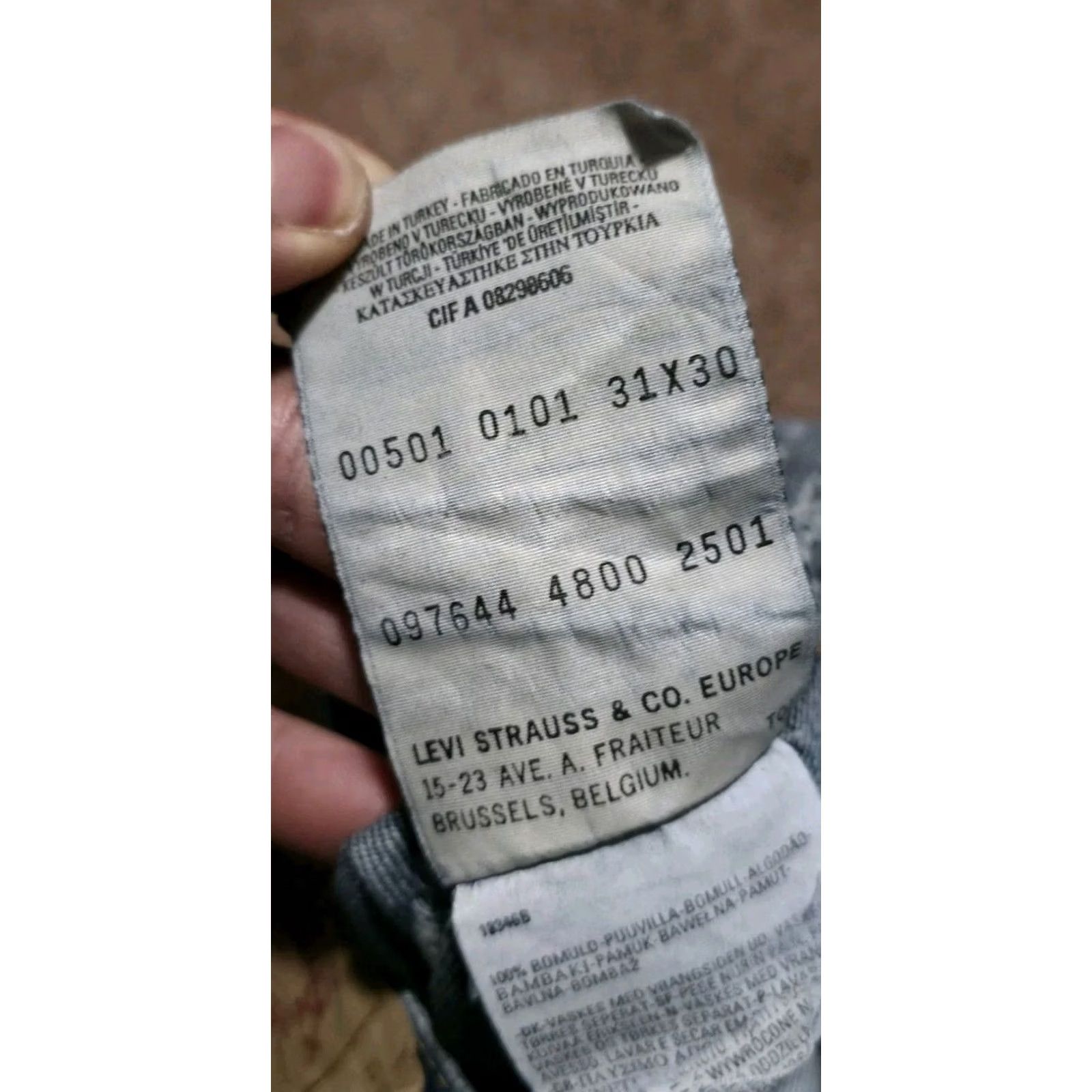 Levi's Item Specifications: Closure: Lace Size US 29 - 3 Thumbnail