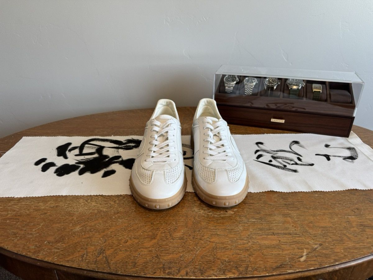 Valentino Valentino Garavani Rockstud Low-Top Sneaker Size US 10 / EU 43 - 2 Thumbnail