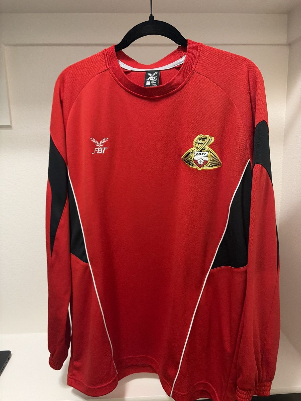 Other Doncaster Rovers Soccer Jersey (Long Sleeved) Size US XL / EU 56 / 4 - 1 Thumbnail