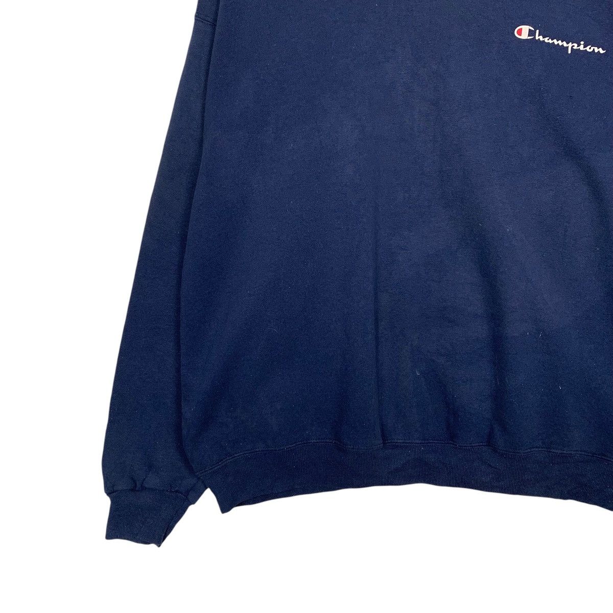 Champion Vintage Champion Crewneck Sweatshirt Size US XL / EU 56 / 4 - 3 Thumbnail