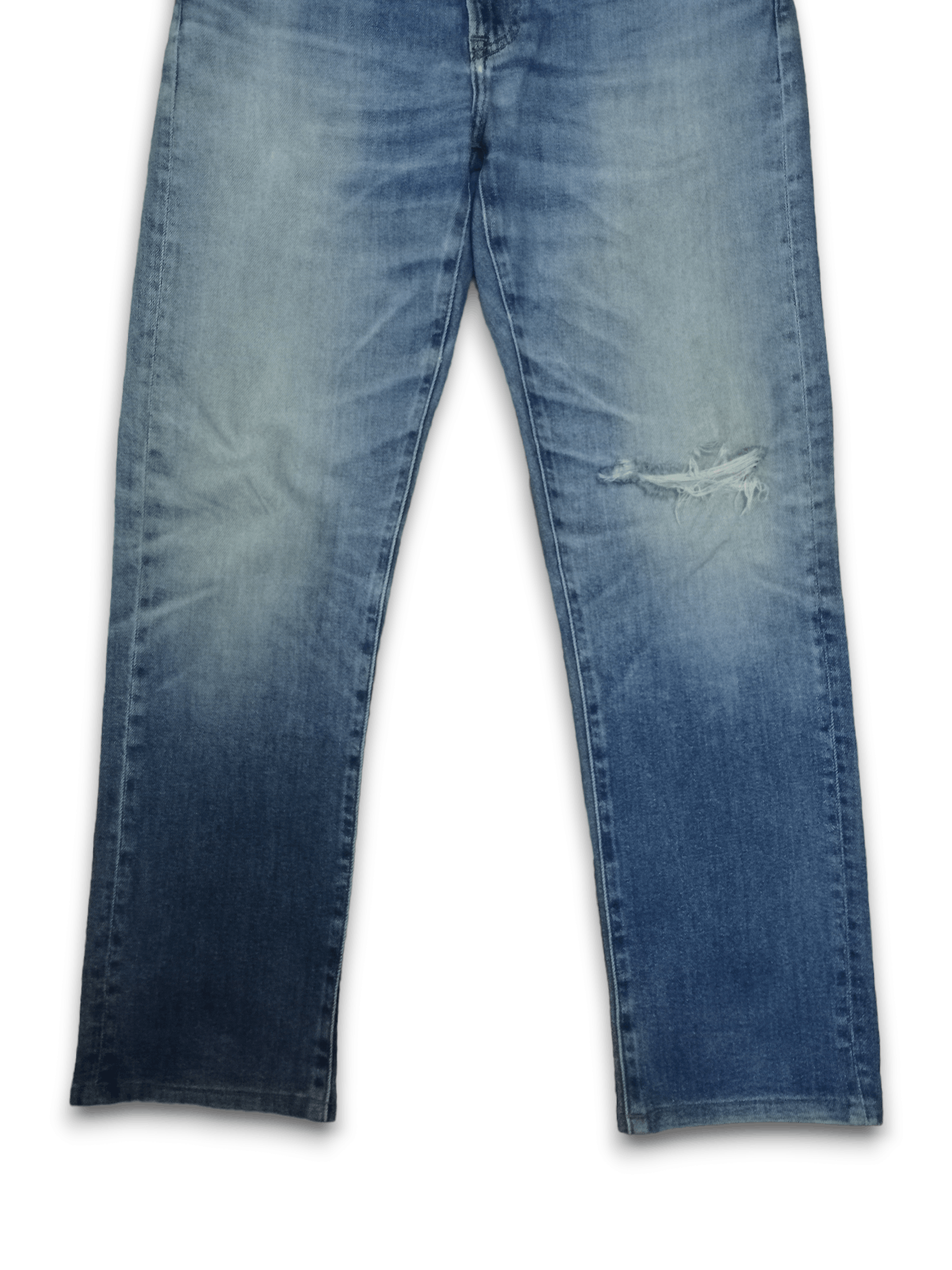 Japanese Brand × Uniqlo Vintage Uniqlo Blue Wash Classic Style Distressed Jeans Size US 33 - 8 Thumbnail