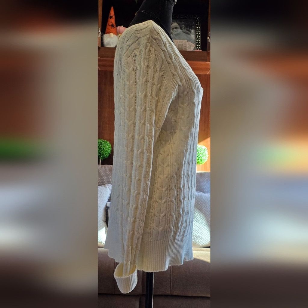 St. Johns Bay St. Johns Bay Women's Cream Cable Knit Sweater Size XL / US 12-14 / IT 48-50 - 3 Thumbnail