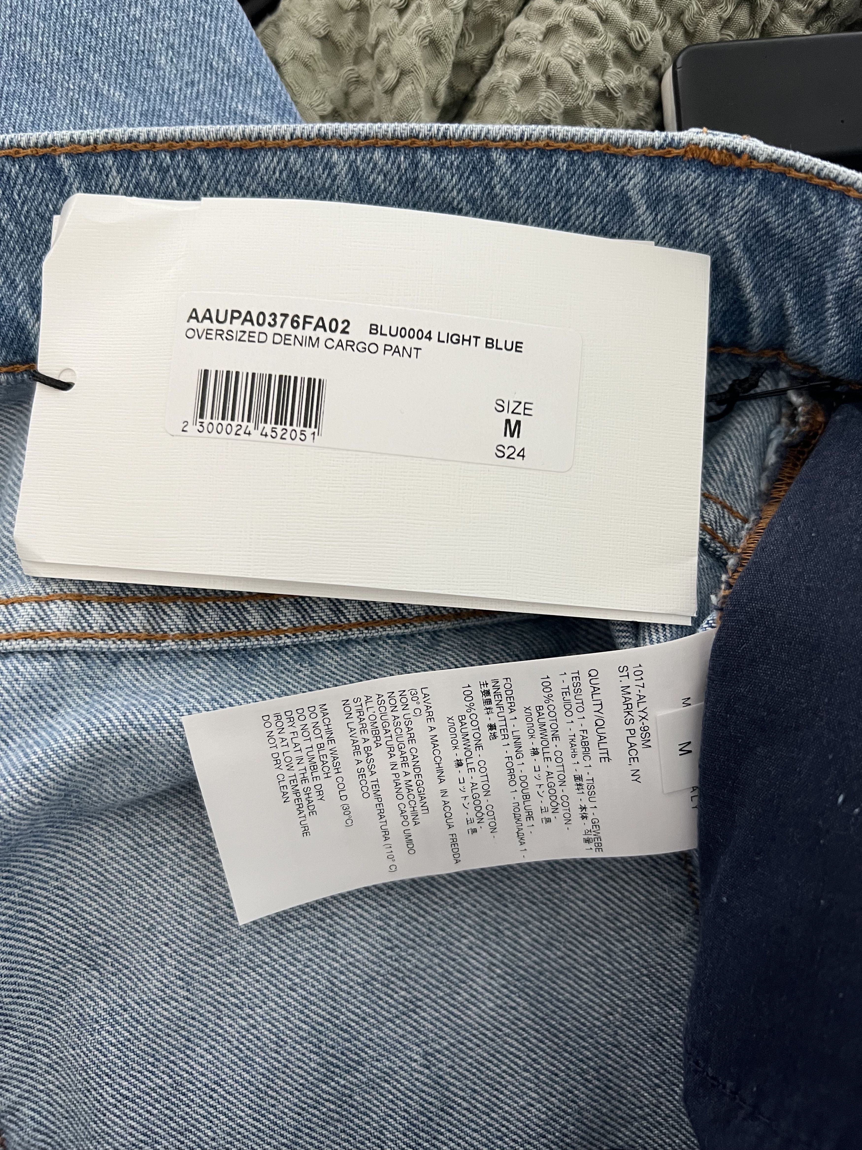 1017 ALYX 9SM 1017 Alyx 9SM Oversized Denim Cargo Pants in Light Blue Size US 32 / EU 48 - 8 Thumbnail