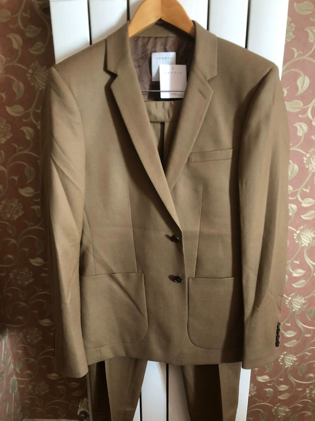 Burberry Sandro Camel Slim Fit Wool Suit Size 48 (New, Authentic) Size 48R - 2 Thumbnail