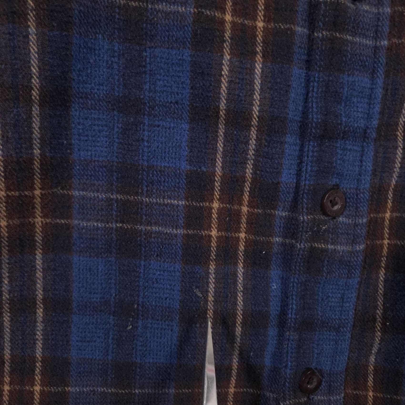 Vintage VINTAGE Work n' Sport Shirt Mens LT Blue Plaid Flannel Long Sleeve Button Up Workwear Size US L / EU 52-54 / 3 - 5 Thumbnail