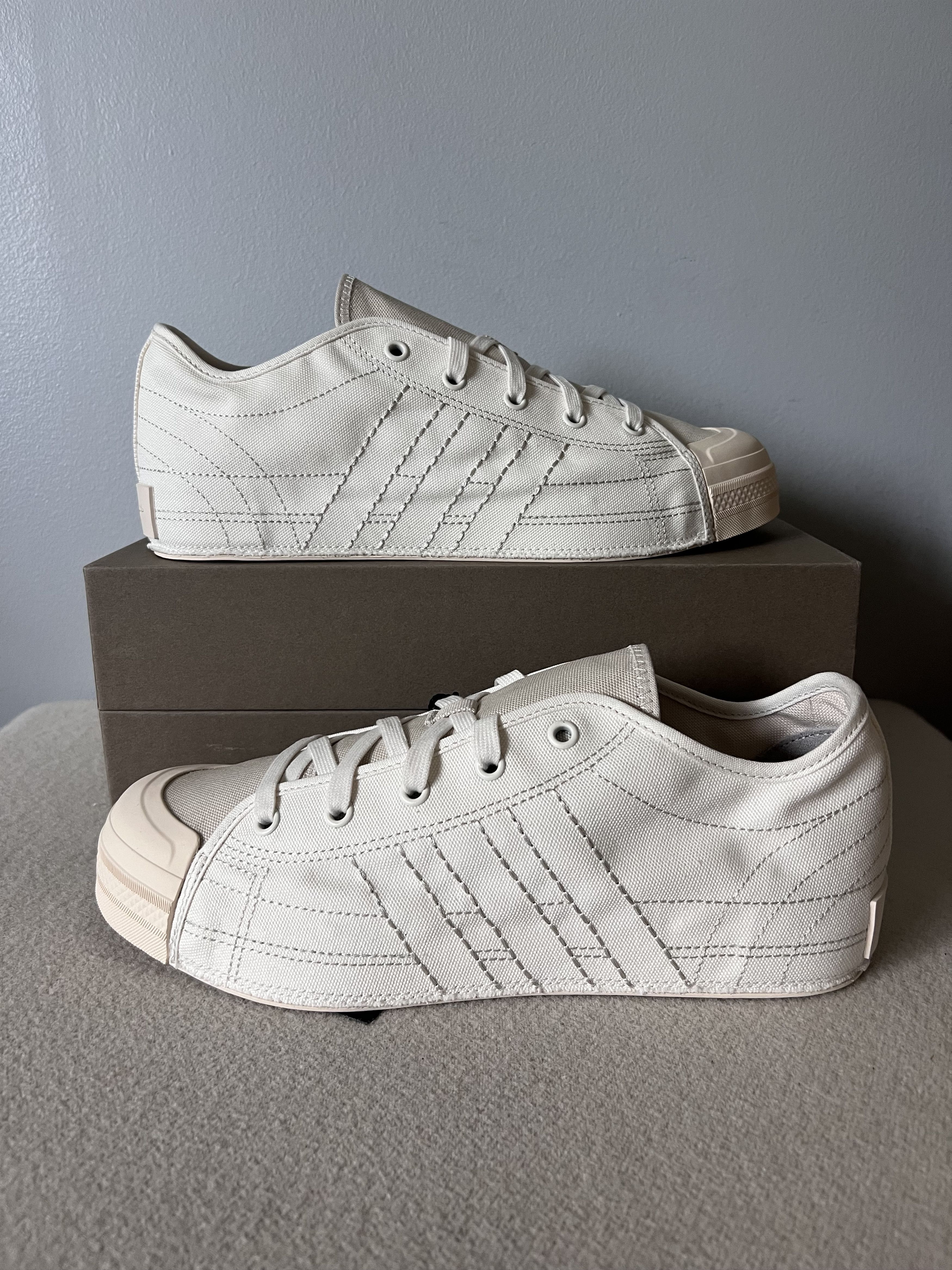 Y-3 Adidas Y-3 Nizza Low in White Talc Size US 10.5 / EU 43-44 - 2 Thumbnail