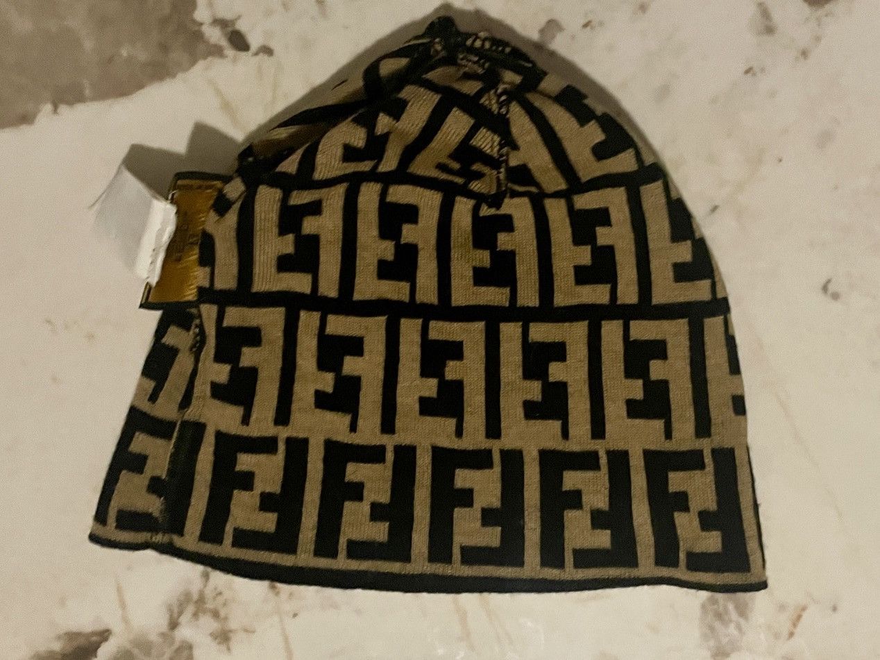 Fendi FENDI Rare Vintage FF Zucca Logomania Beanie Y2K Size ONE SIZE - 5 Thumbnail