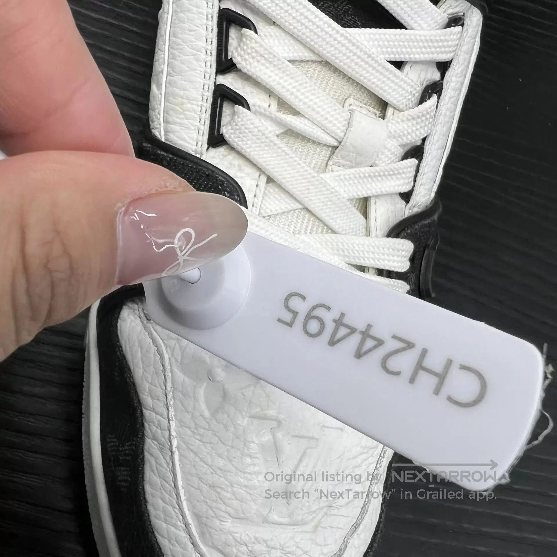Louis Vuitton Multi Color Low-Top Sneakers Size 8. Size US 8 / EU 41 - 9 Thumbnail