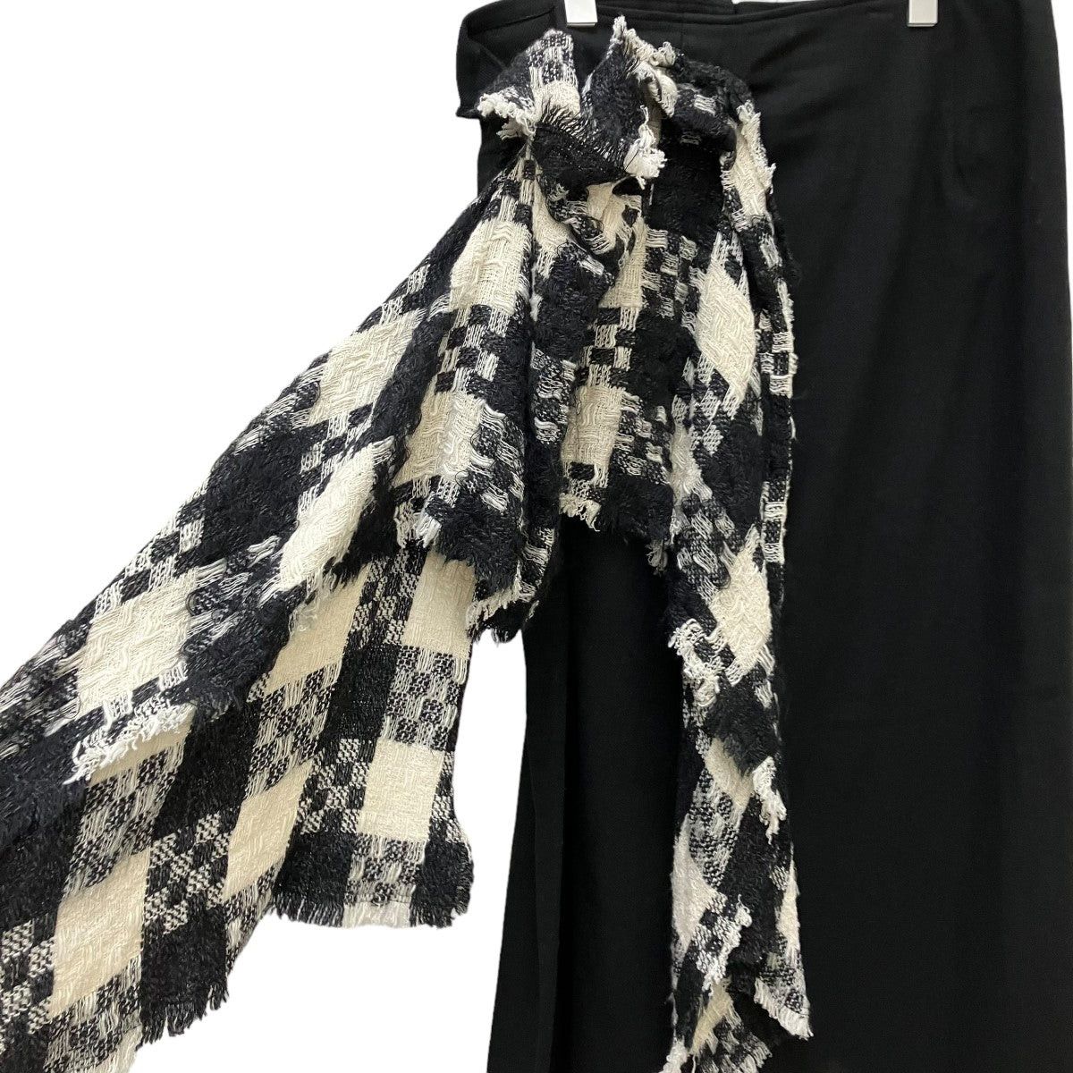 Yohji Yamamoto BOX-PLEAT WRAP SKIRT Skirt FR-S01-805 Size 27" / US 4 / IT 40 - 4 Thumbnail