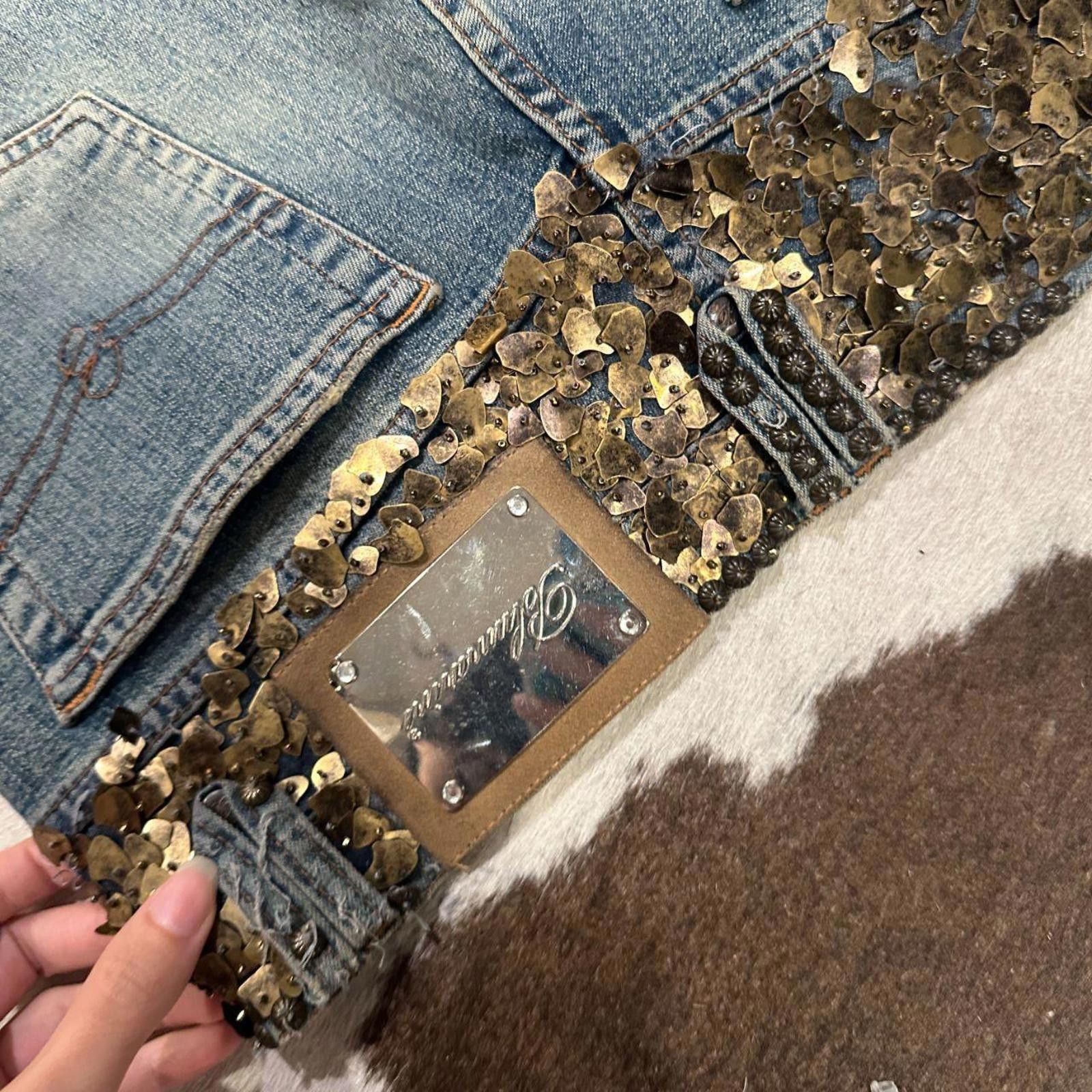 Other Vintage Blumarine Women's Low Rise Embellished Flare Jeans Size 28" / US 6 / IT 42 - 6 Thumbnail