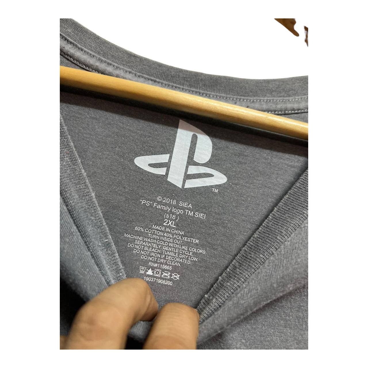 Designer × Playstation PLAYSTATION FAMILY LOGO TM SIEA #SKU-A1177 DP Size US XL / EU 56 / 4 - 2 Thumbnail