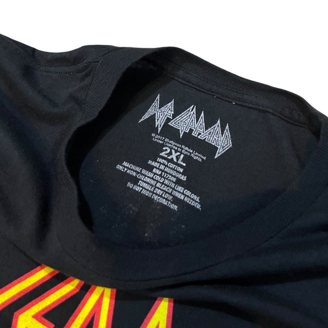 Band Tees Deff Leppard Hysferia Tour Tshirt Size US XXL / EU 58 / 5 - 2 Thumbnail