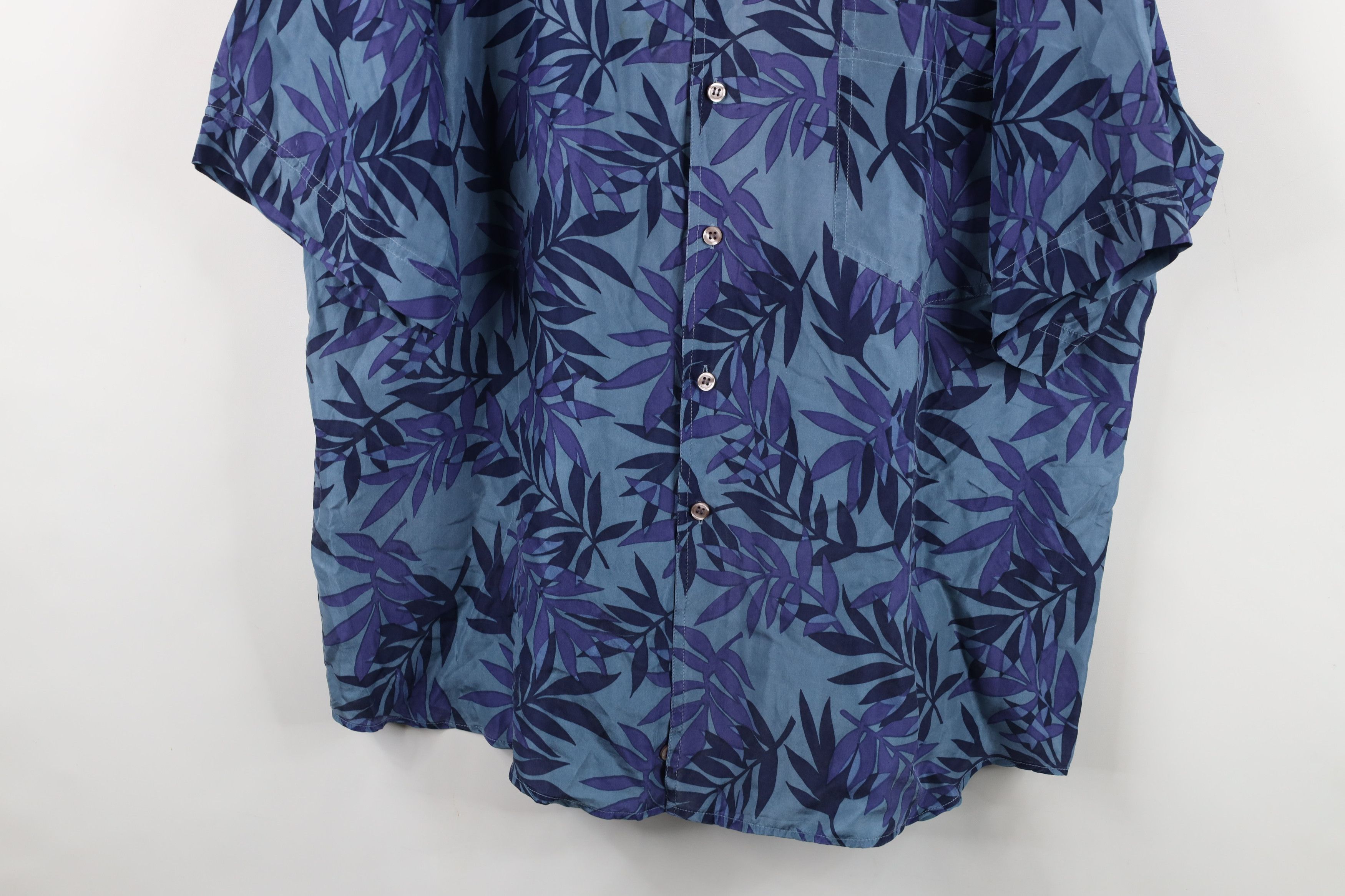 Vintage Vintage 90s Streetwear Leaf Hawaiian Collared Button Shirt Size US XL / EU 56 / 4 - 3 Thumbnail