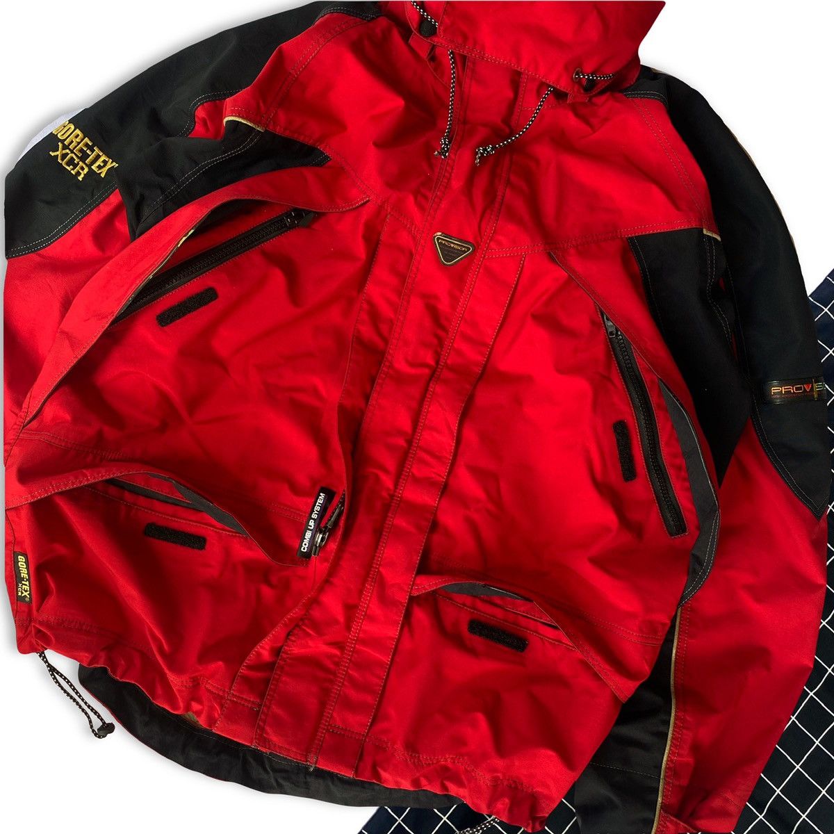 DAIWA × Goretex × Japanese Brand Daiwa Provisor Goretex XCR Jacket Size US L / EU 52-54 / 3 - 3 Thumbnail