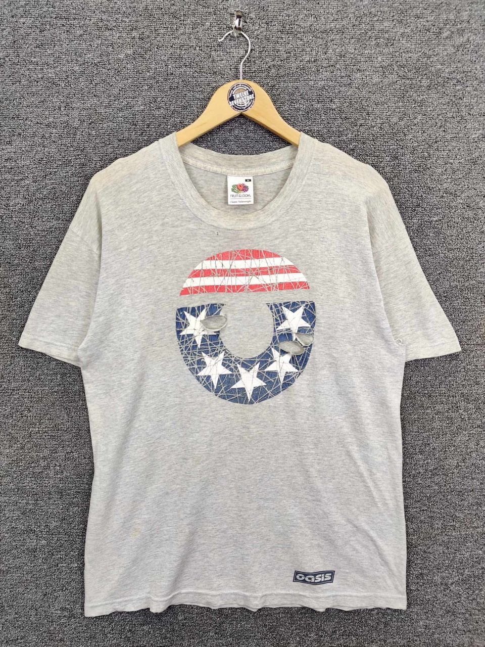 Vintage Oasis Distressed American Band Rock Tee Tshirt