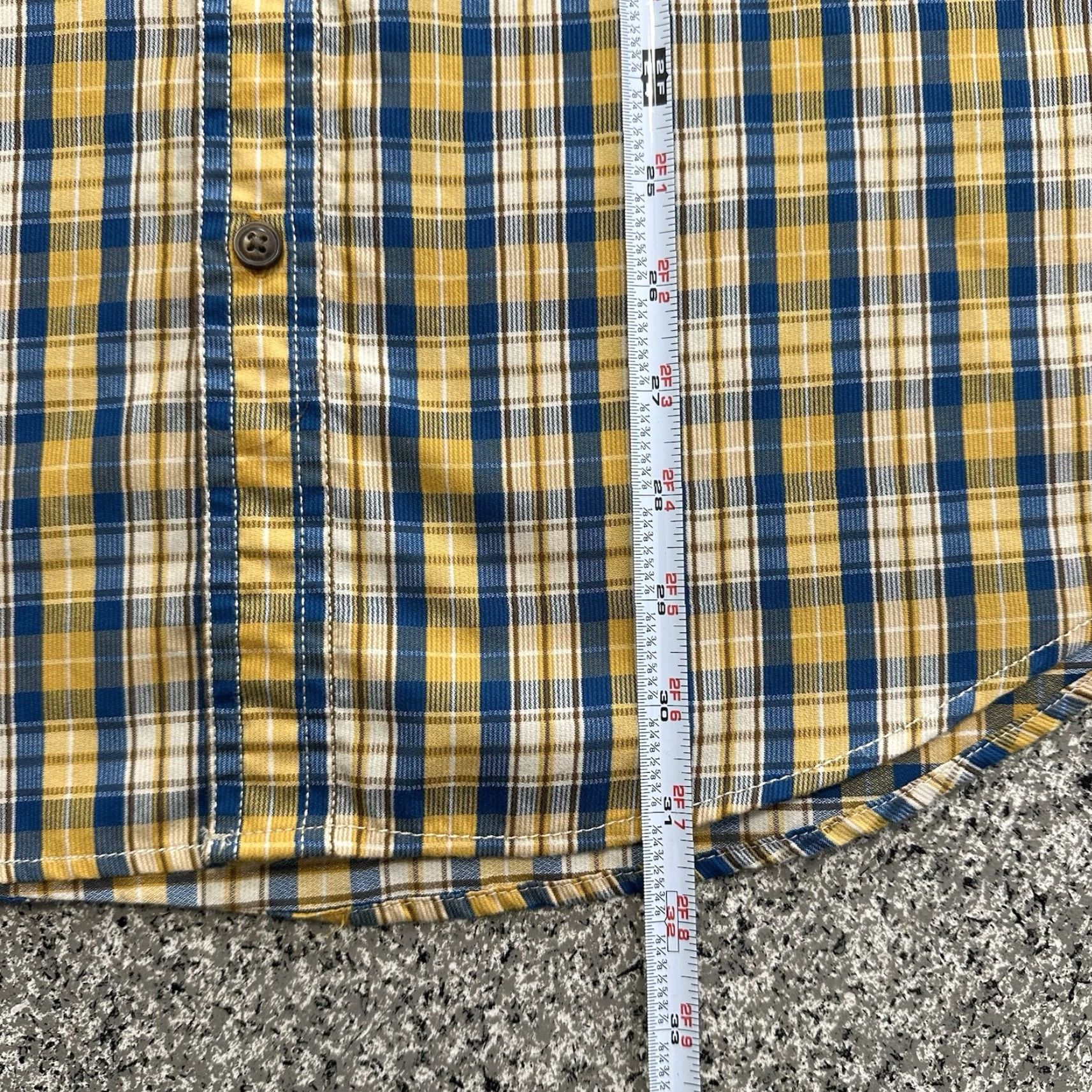 Vintage G.H. Bass & Co. Button-Down Shirt Mens M Plaid Yellow Cotton, Polyester Corded Poplin Button-Up Shirt Mens M Yellow Plaid Size US M / EU 48-50 / 2 - 5 Thumbnail