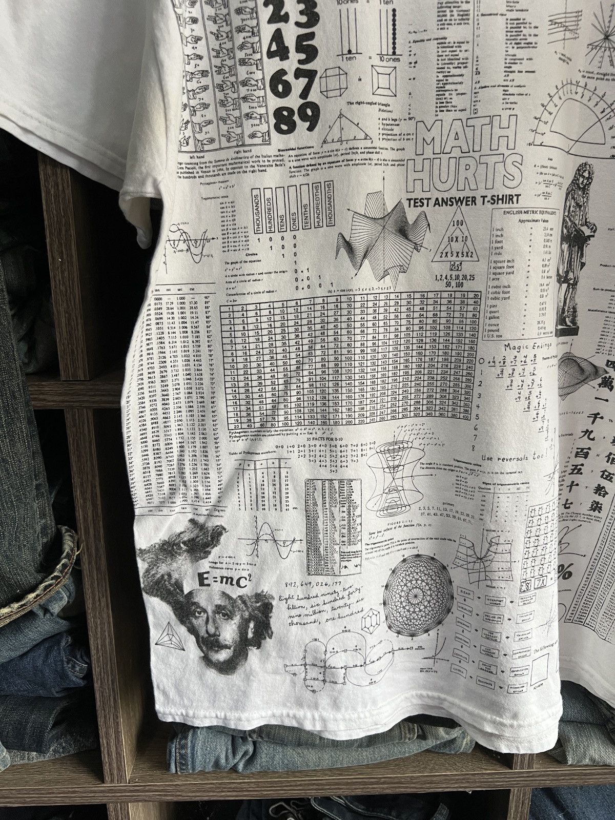Japanese Brand 🔥Vintage Gildan Fullprinted Math Hurts Tee Size US M / EU 48-50 / 2 - 9 Thumbnail
