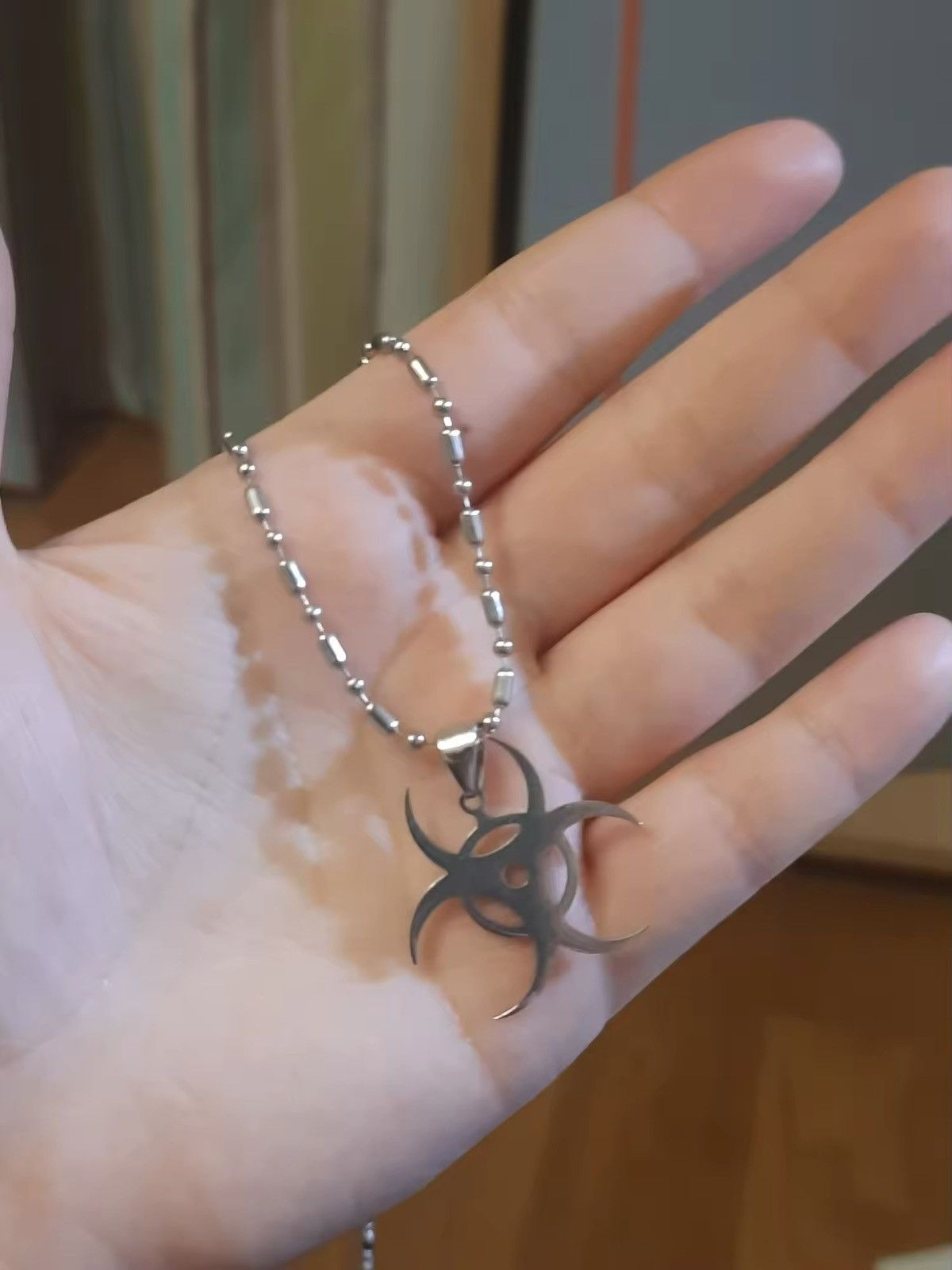 Japanese Brand × Vintage Biochemical Crisis Symbol Silver Chain Necklace Size ONE SIZE - 5 Thumbnail